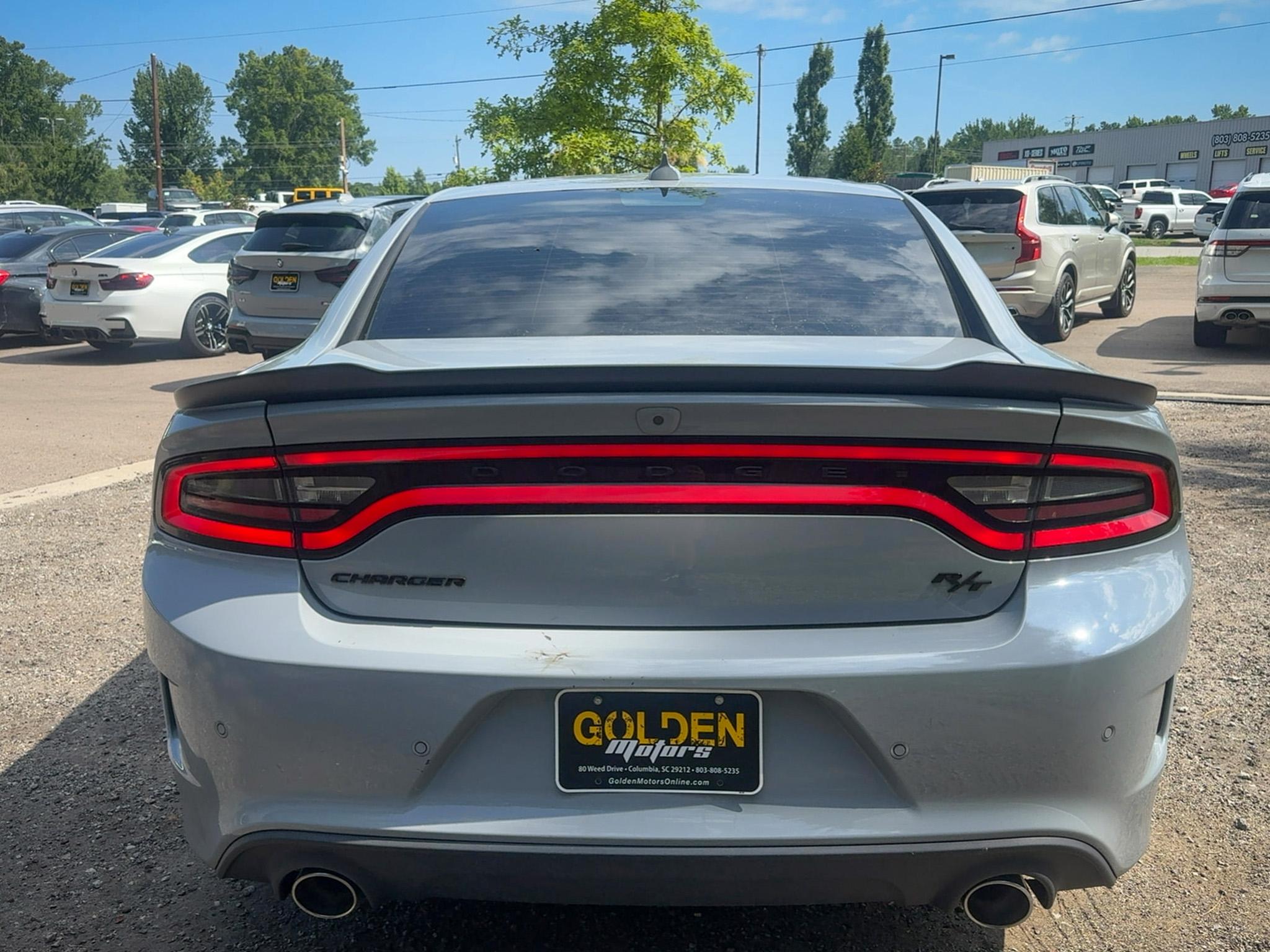 Dodge Charger  2021