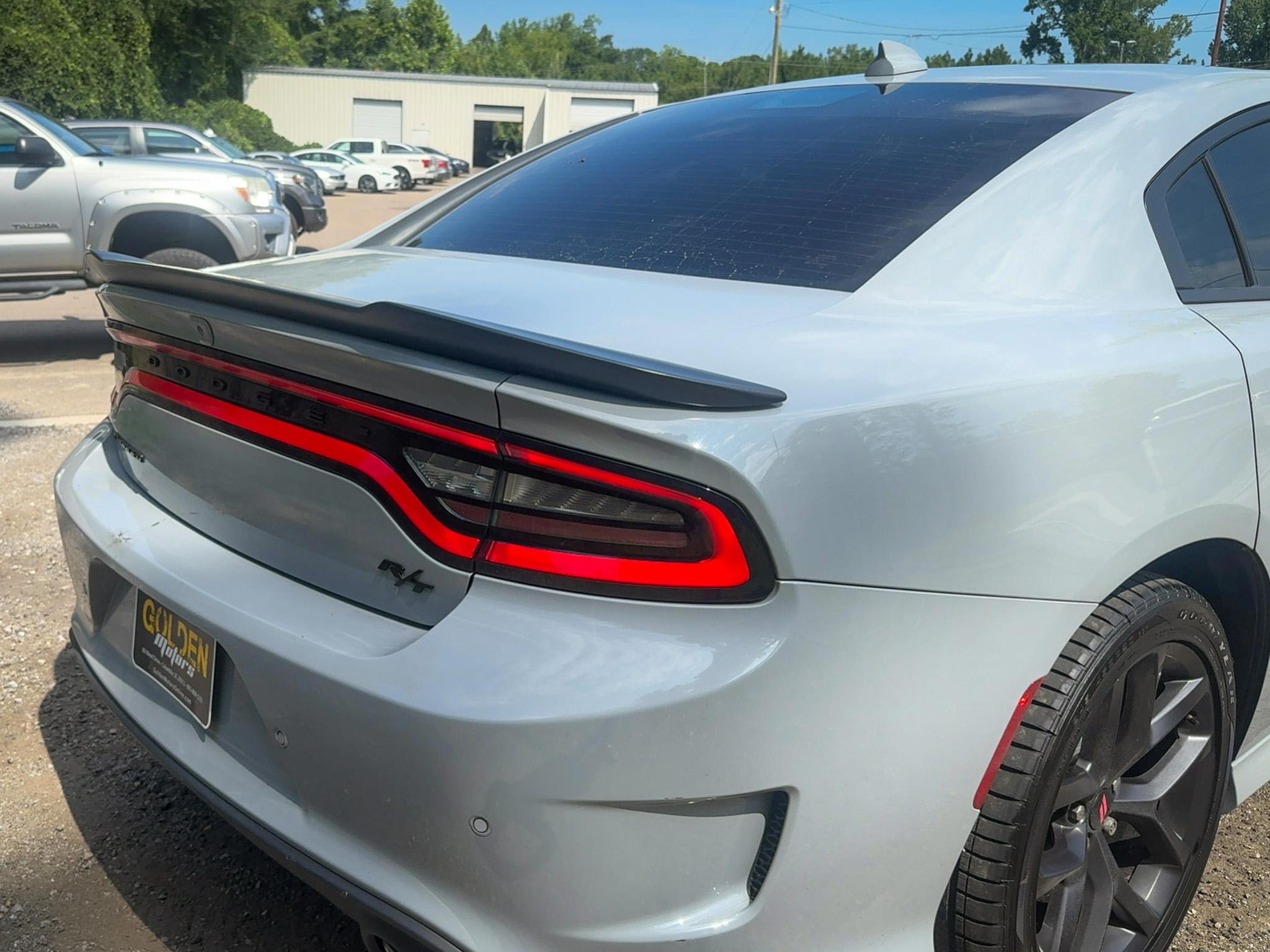 Dodge Charger  2021