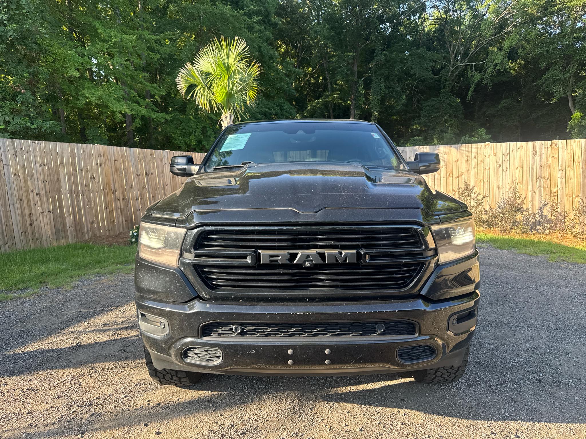 RAM 1500 Laramie 4x4 Crew Cab 5'7" Box 2019