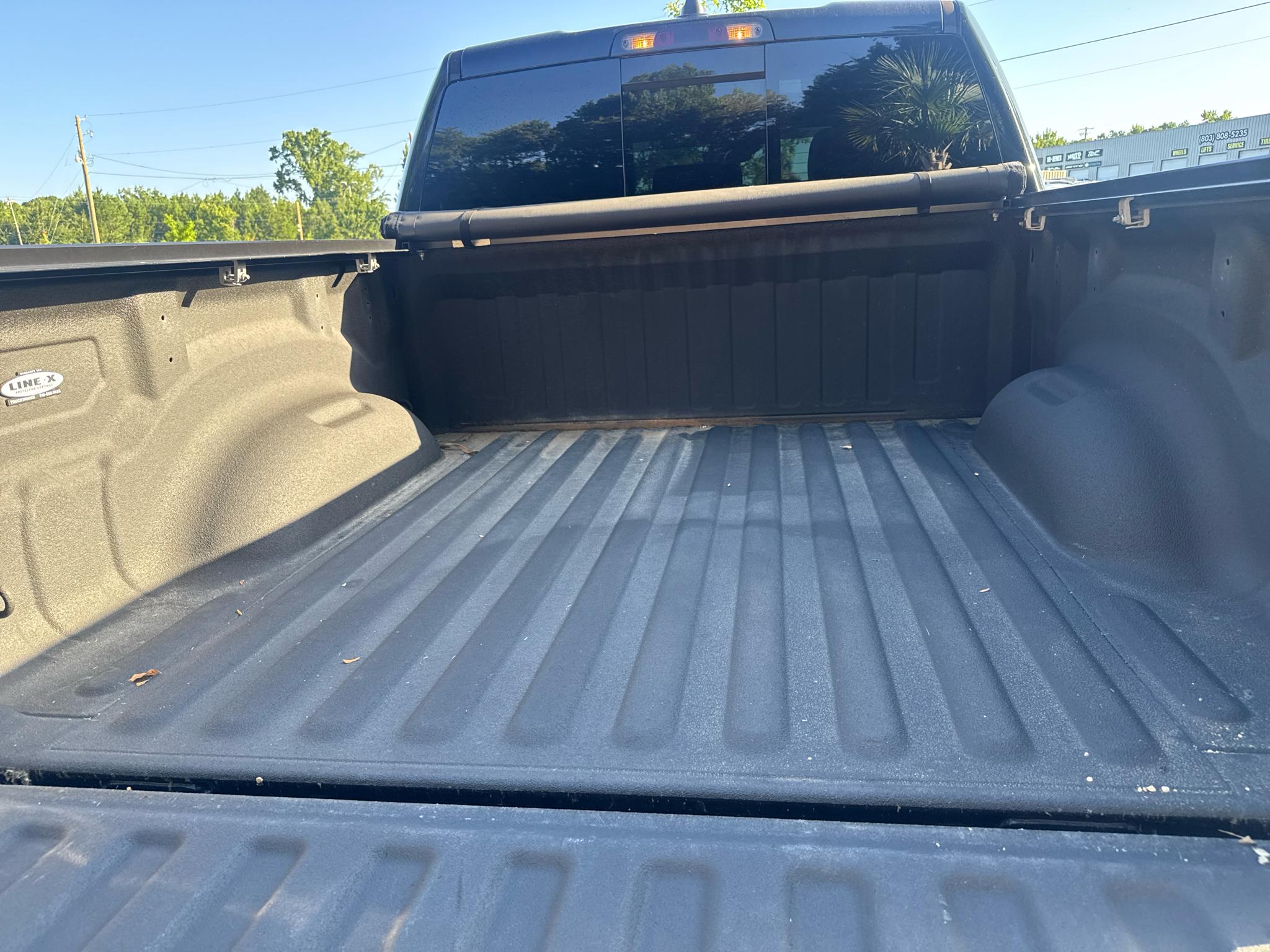 RAM 1500 Laramie 4x4 Crew Cab 5'7" Box 2019