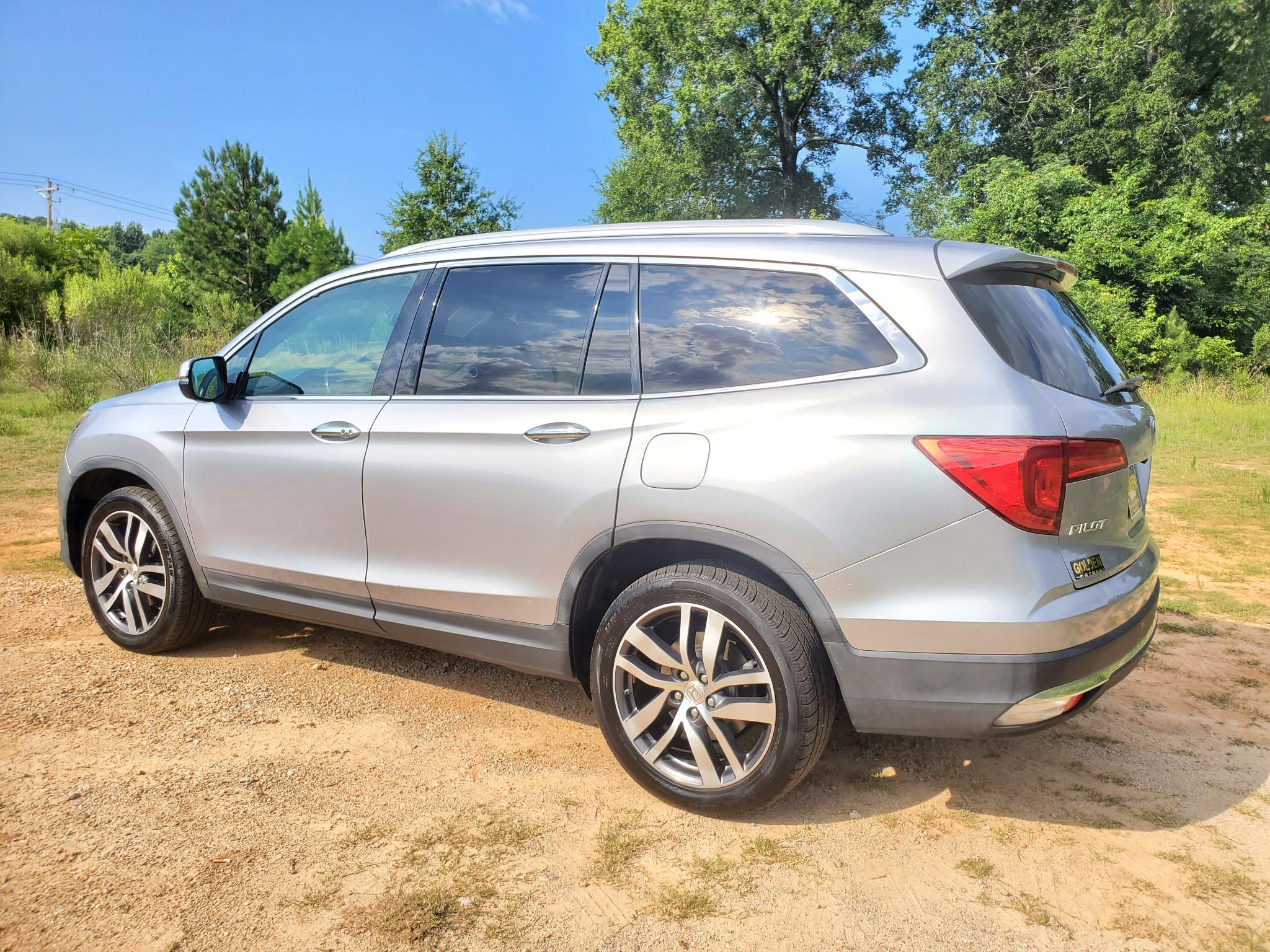 Honda Pilot AWD 4dr Elite w/RES & Navi 2016