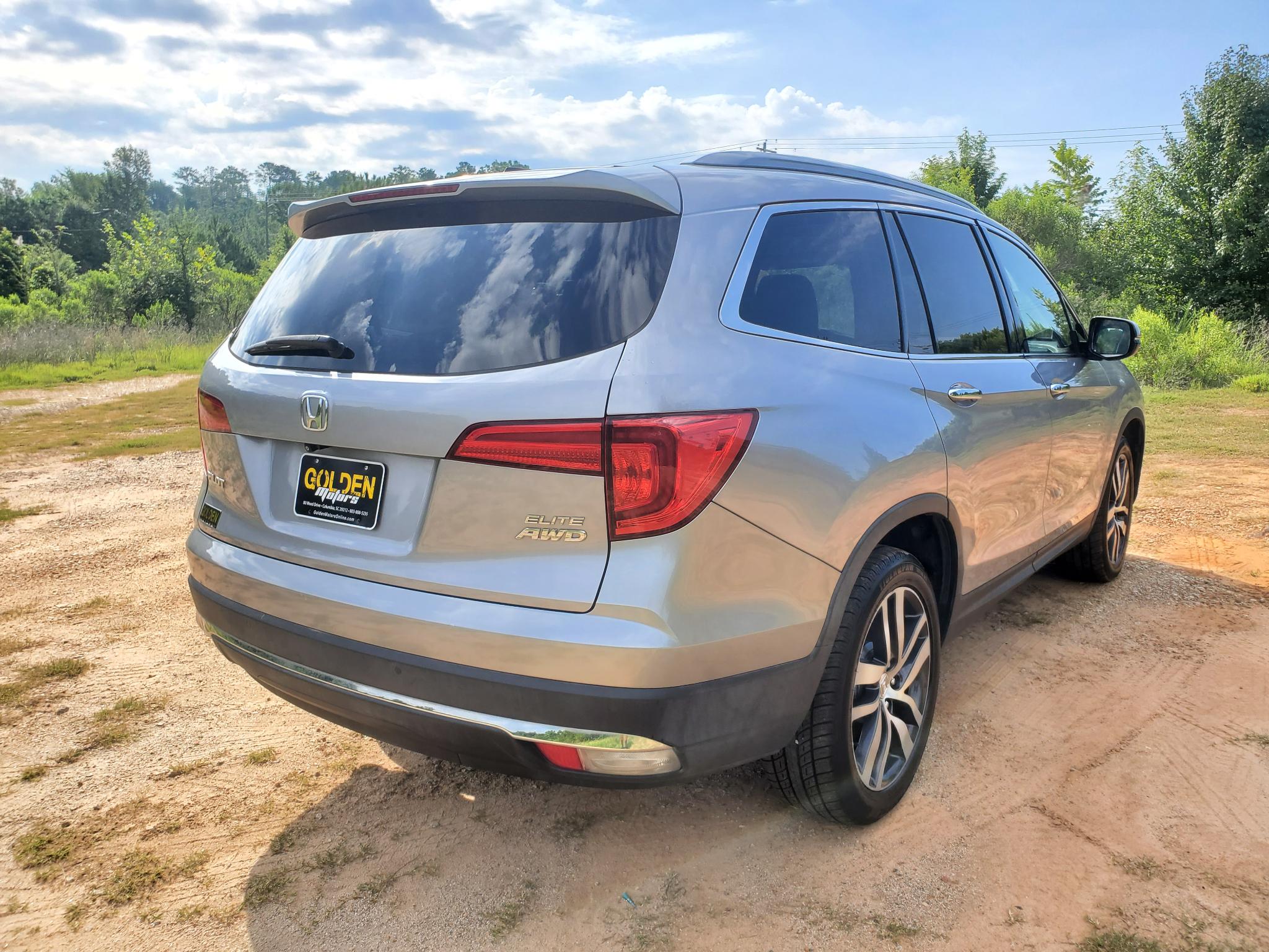 Honda Pilot AWD 4dr Elite w/RES & Navi 2016