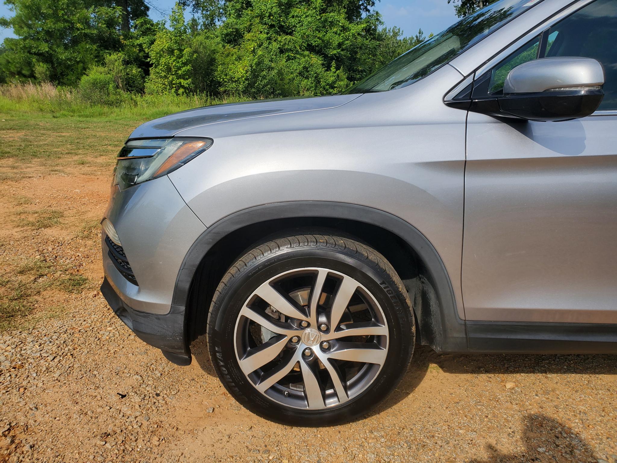 Honda Pilot AWD 4dr Elite w/RES & Navi 2016