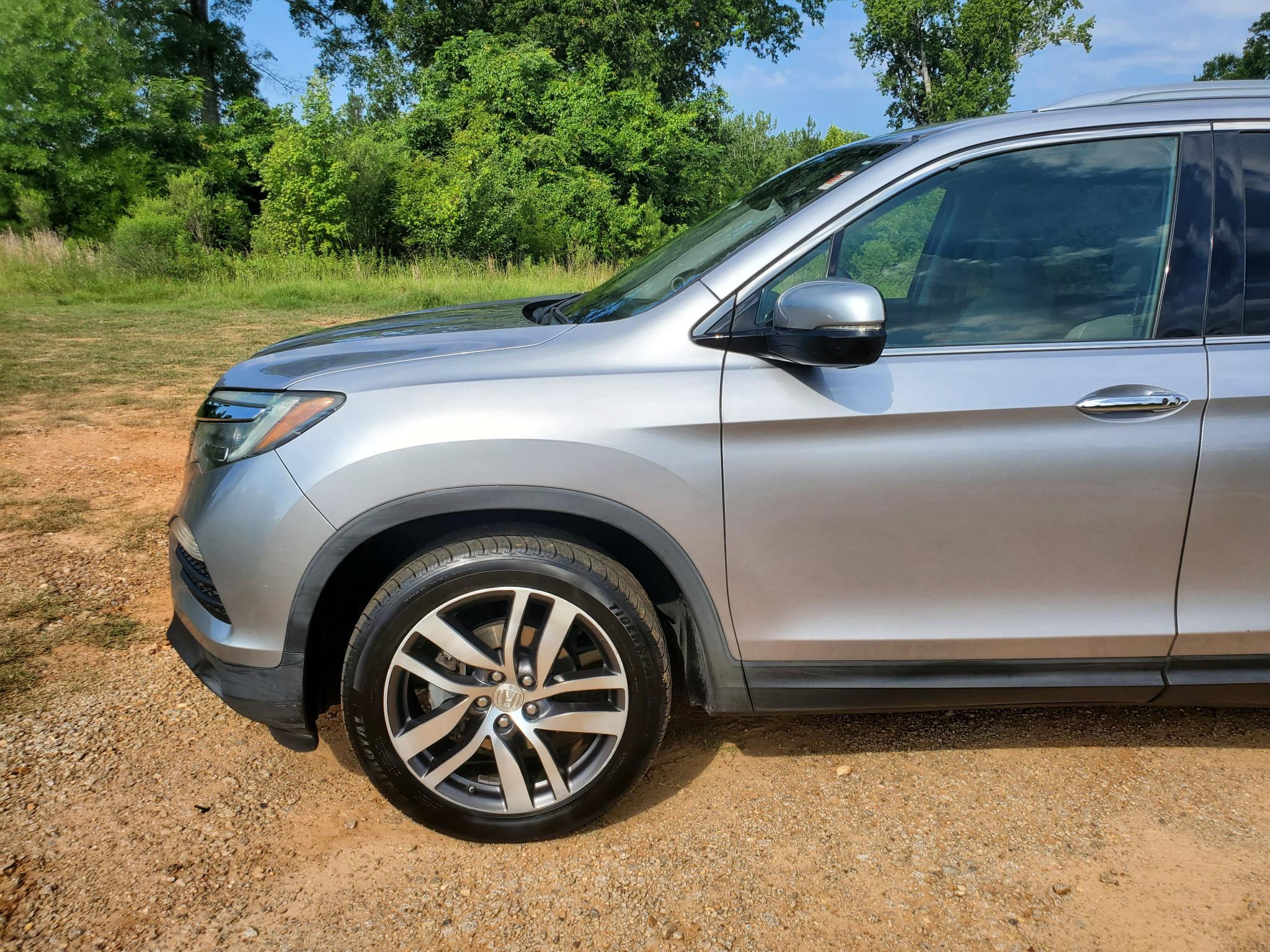 Honda Pilot AWD 4dr Elite w/RES & Navi 2016