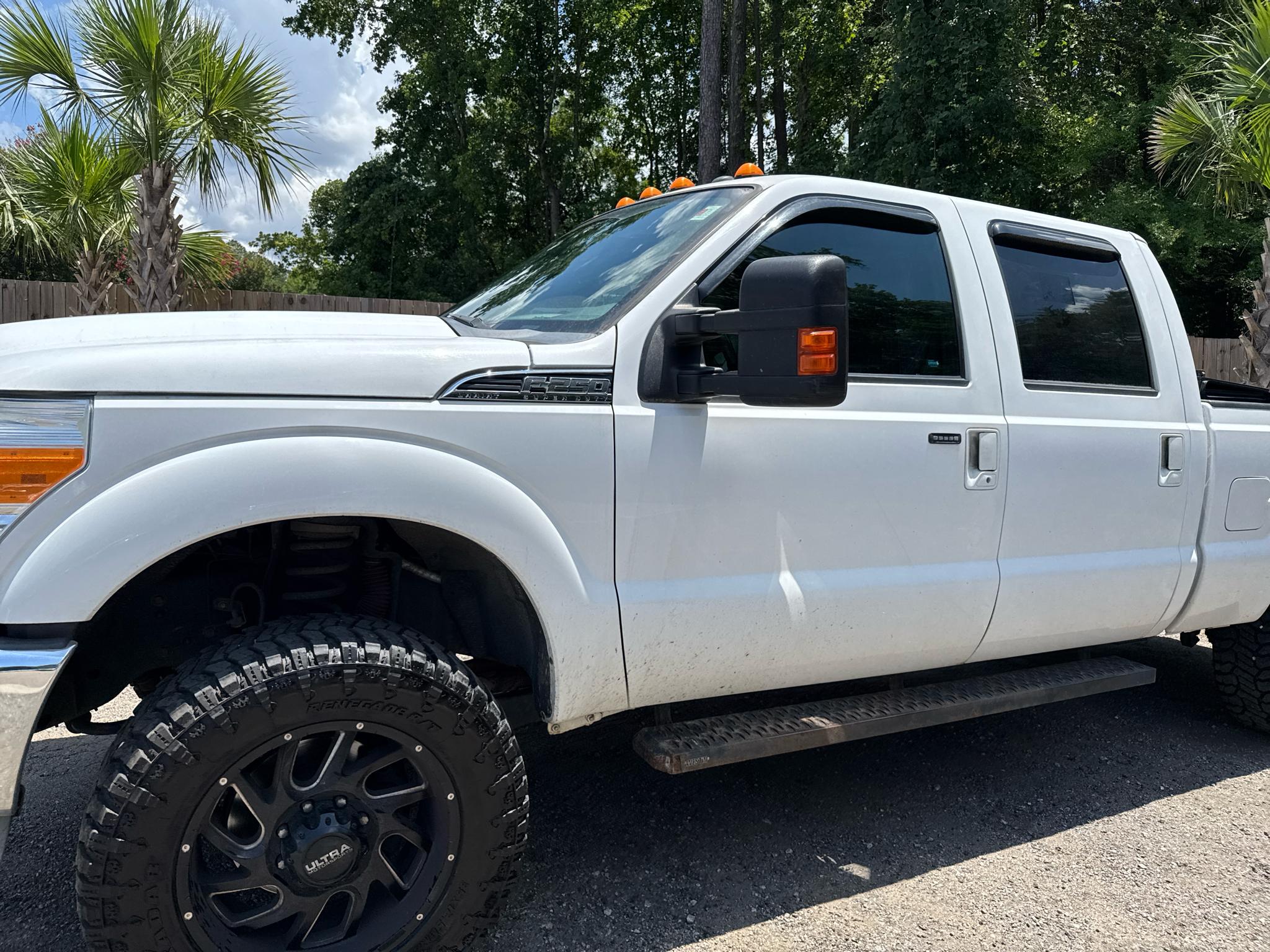 Ford Super Duty F-250 SRW 4WD Crew Cab 172" Lariat 2016