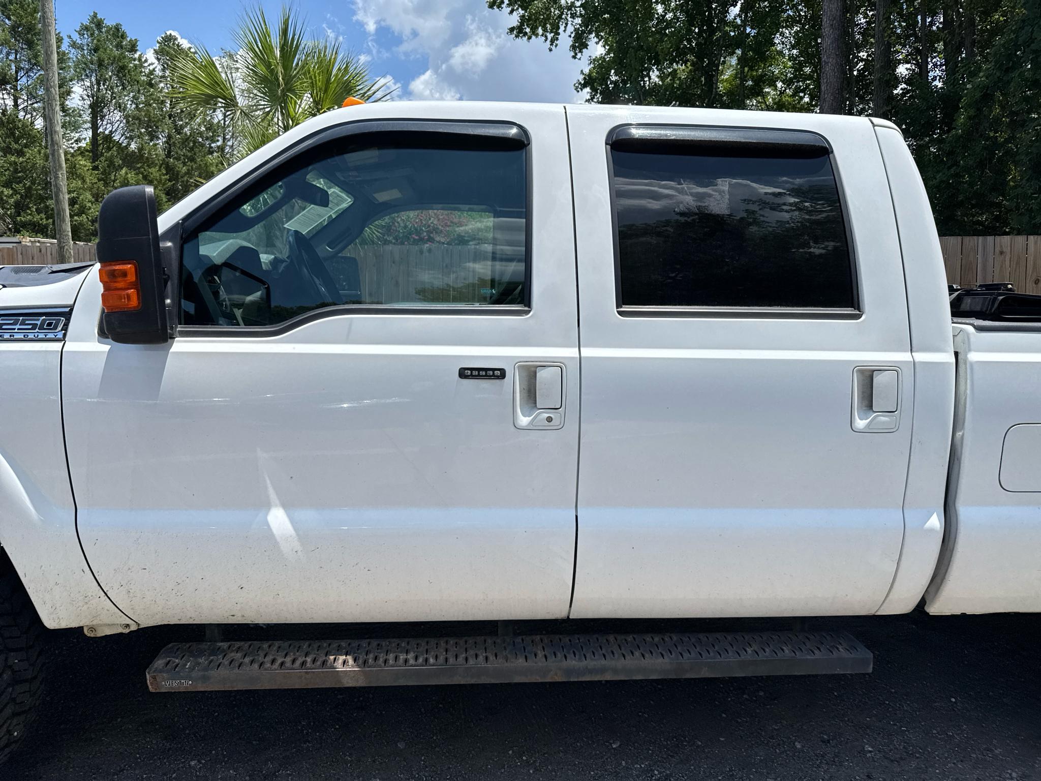 Ford Super Duty F-250 SRW 4WD Crew Cab 172" Lariat 2016