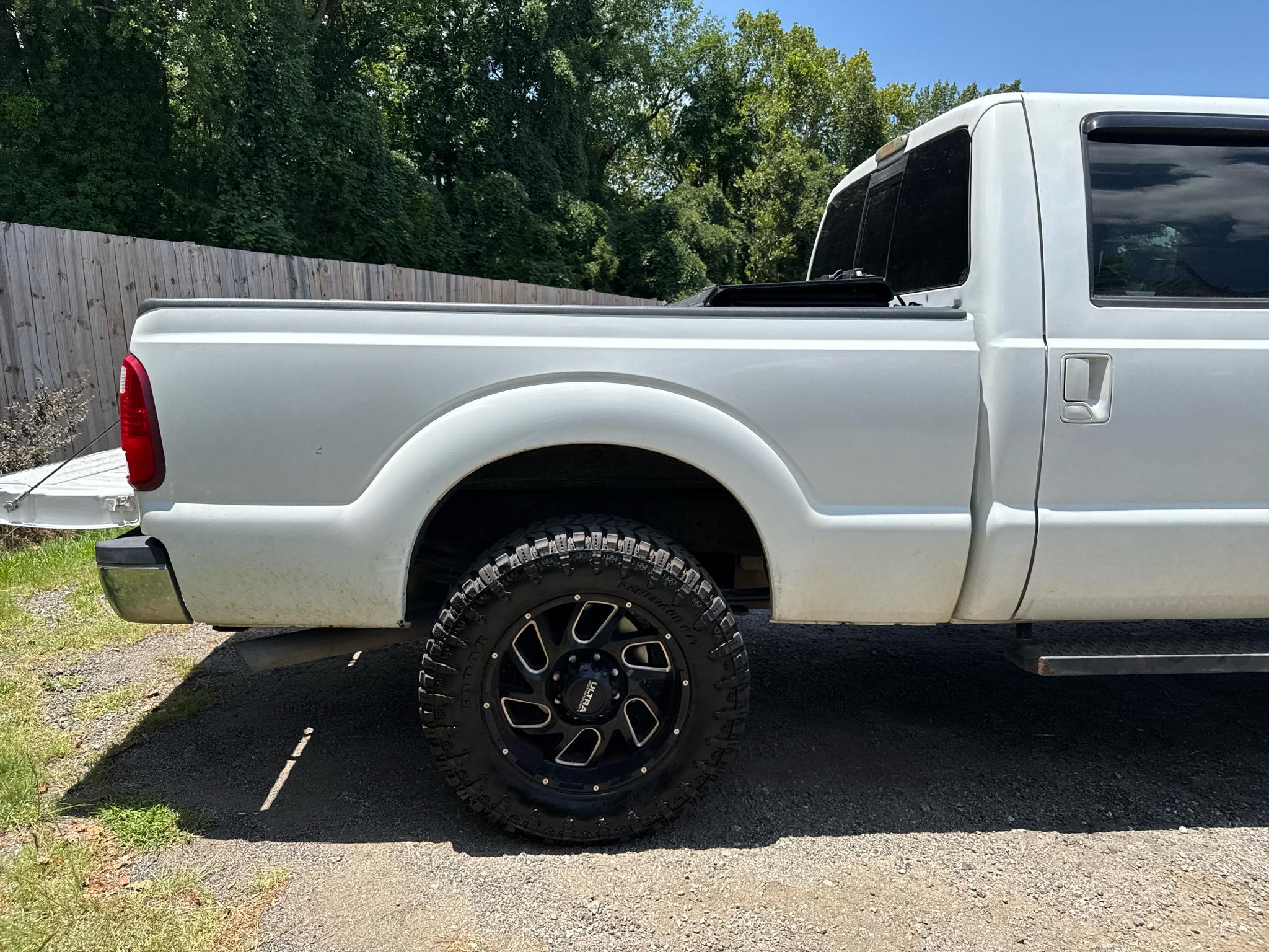 Ford Super Duty F-250 SRW 4WD Crew Cab 172" Lariat 2016