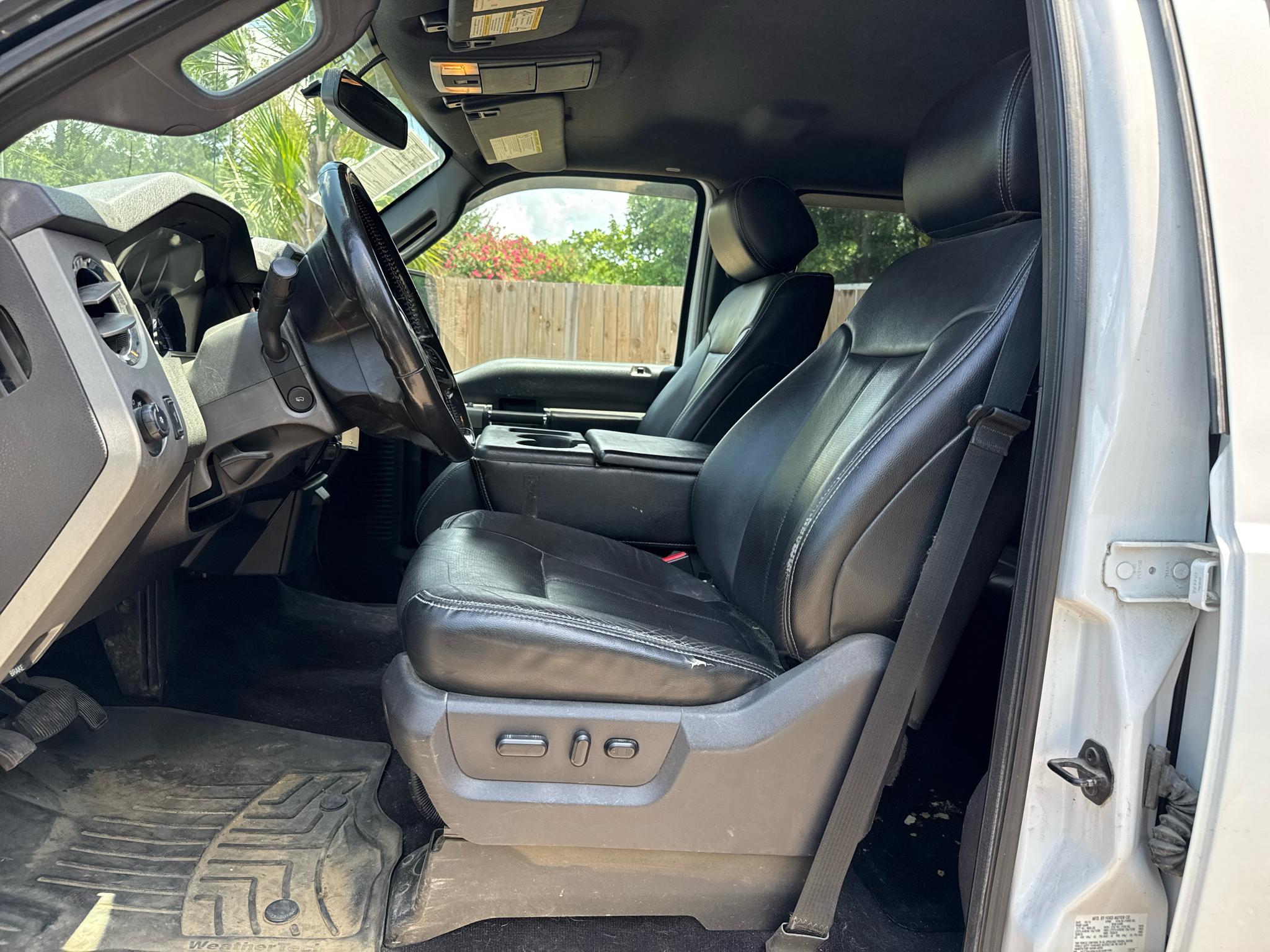 Ford Super Duty F-250 SRW 4WD Crew Cab 172" Lariat 2016
