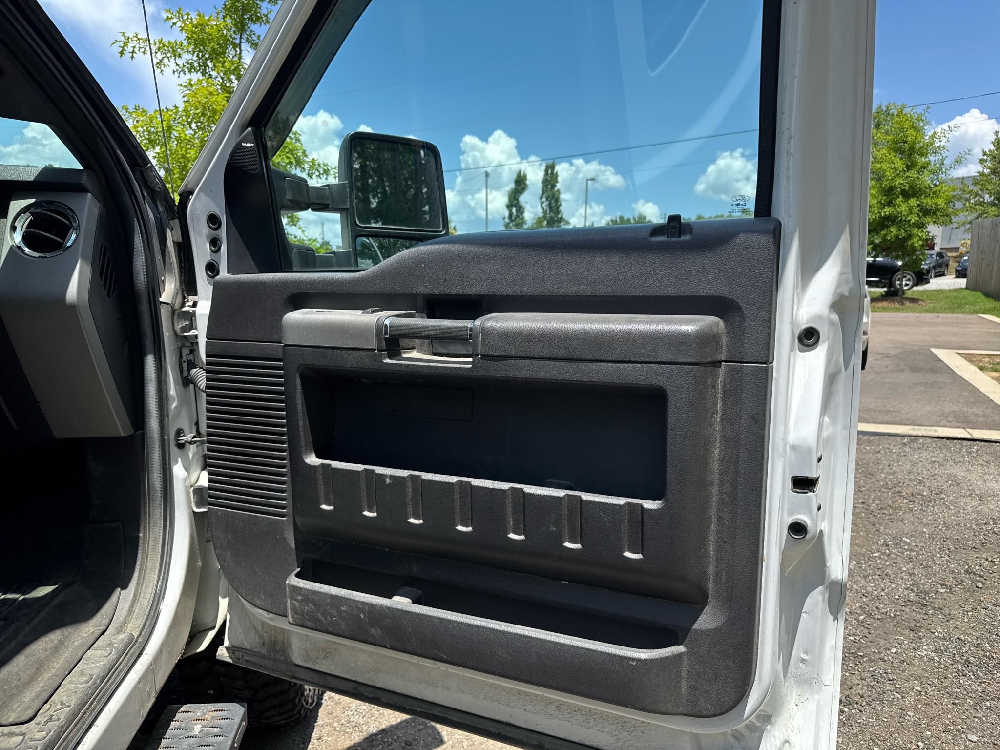 Ford Super Duty F-250 SRW 4WD Crew Cab 172" Lariat 2016