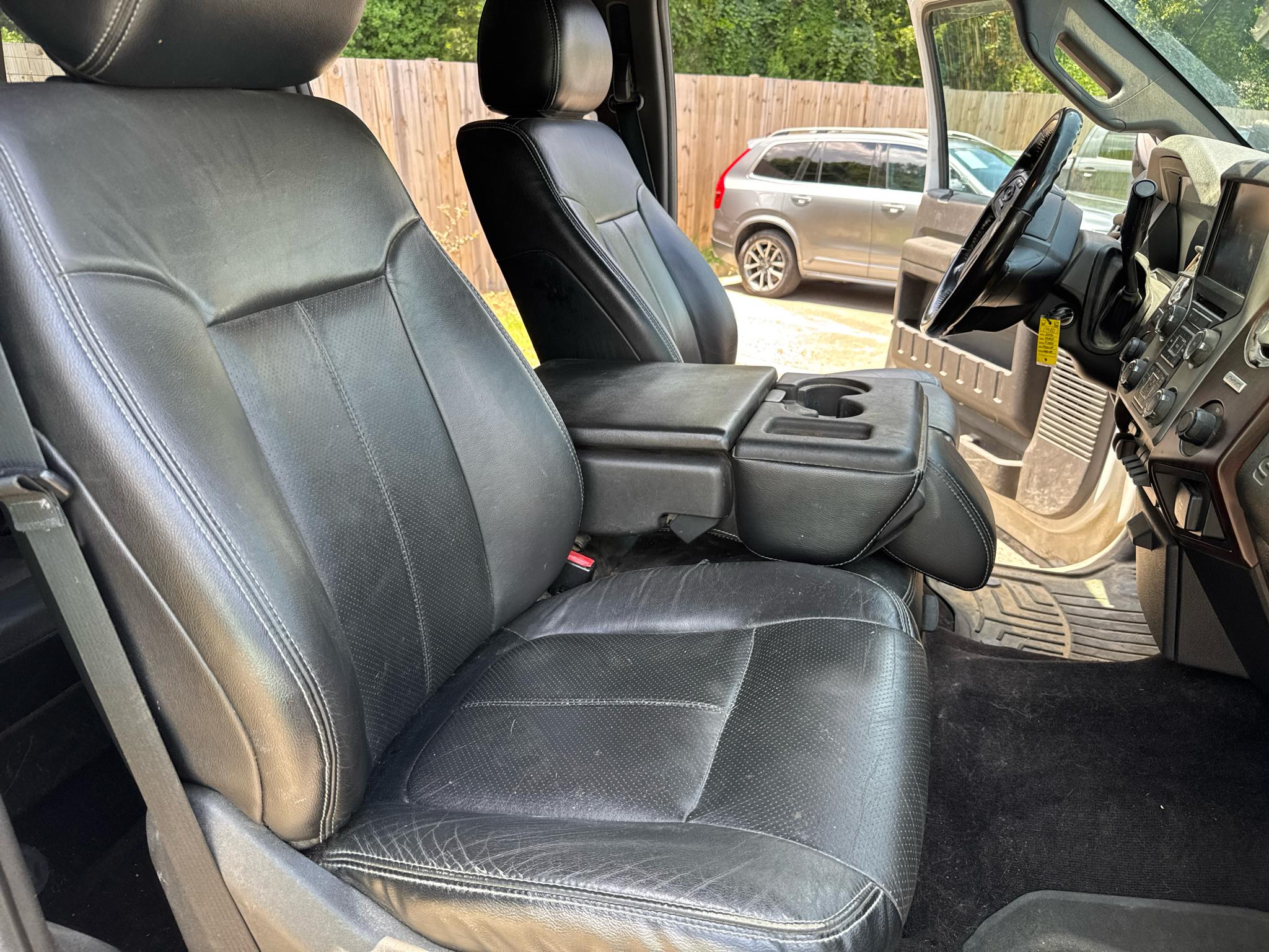 Ford Super Duty F-250 SRW 4WD Crew Cab 172" Lariat 2016