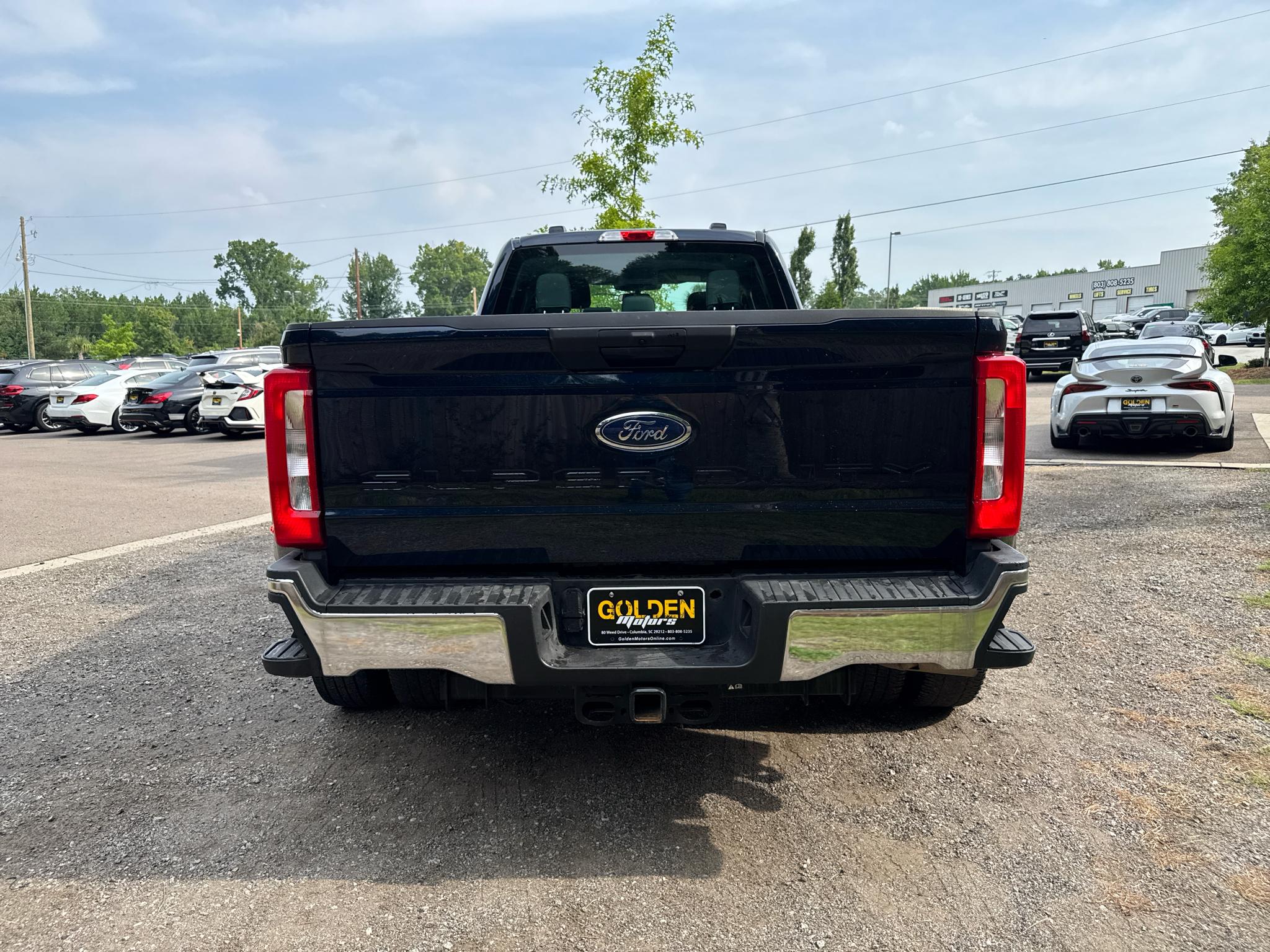 Ford Super Duty F-350 DRW  2024