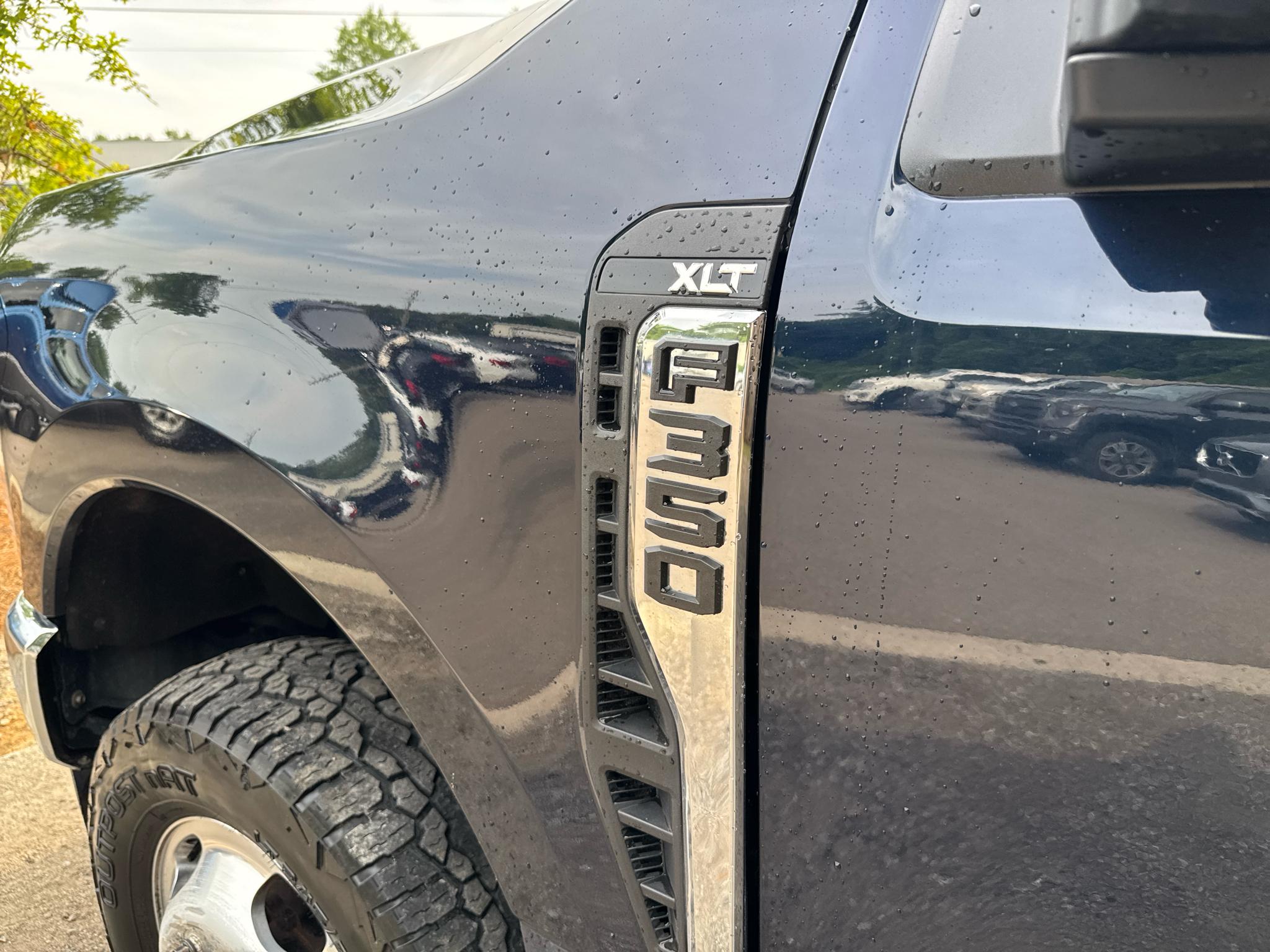 Ford Super Duty F-350 DRW  2024