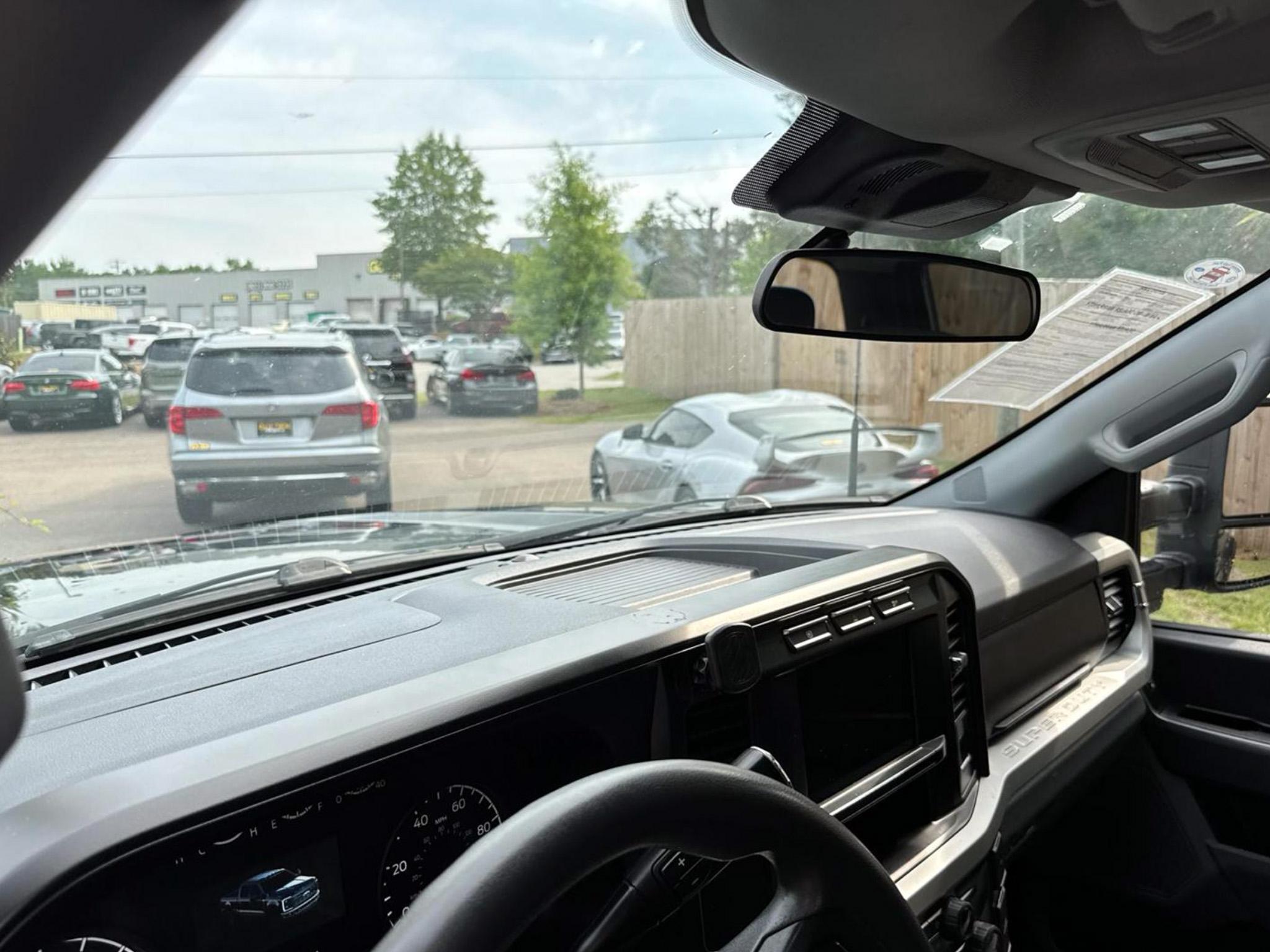 Ford Super Duty F-350 DRW  2024