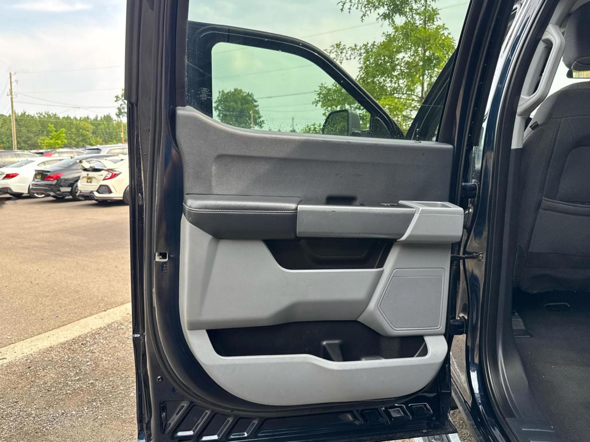 Ford Super Duty F-350 DRW  2024