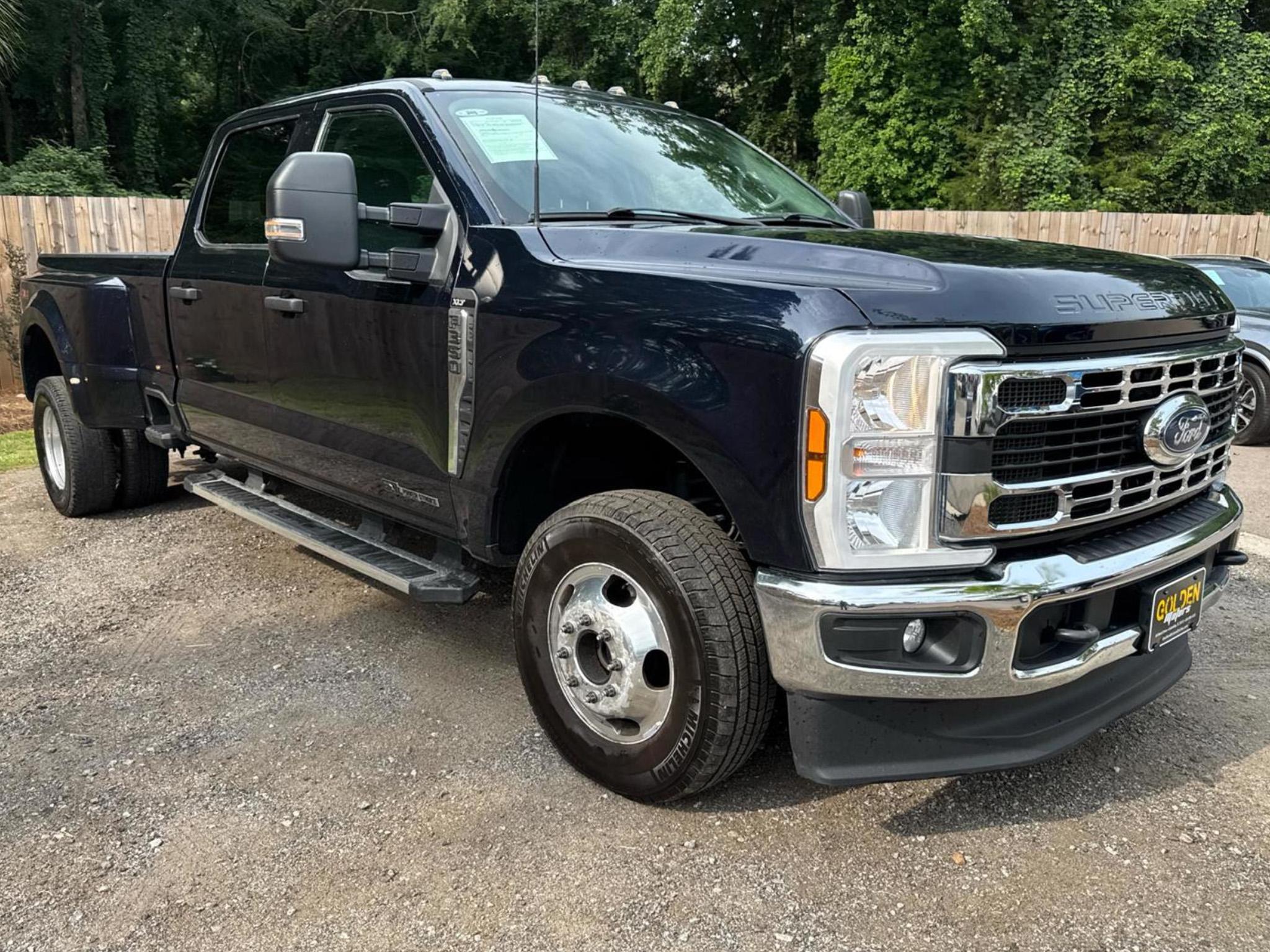 Ford Super Duty F-350 DRW  2024