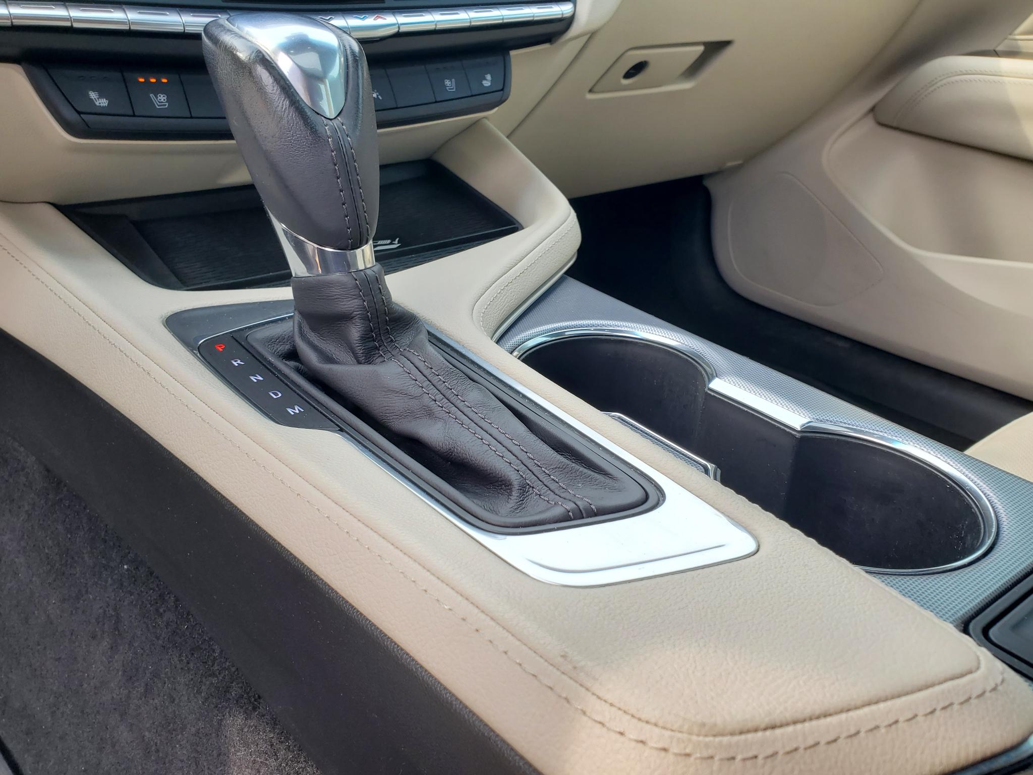 Cadillac CT4 4dr Sdn Premium Luxury 2021