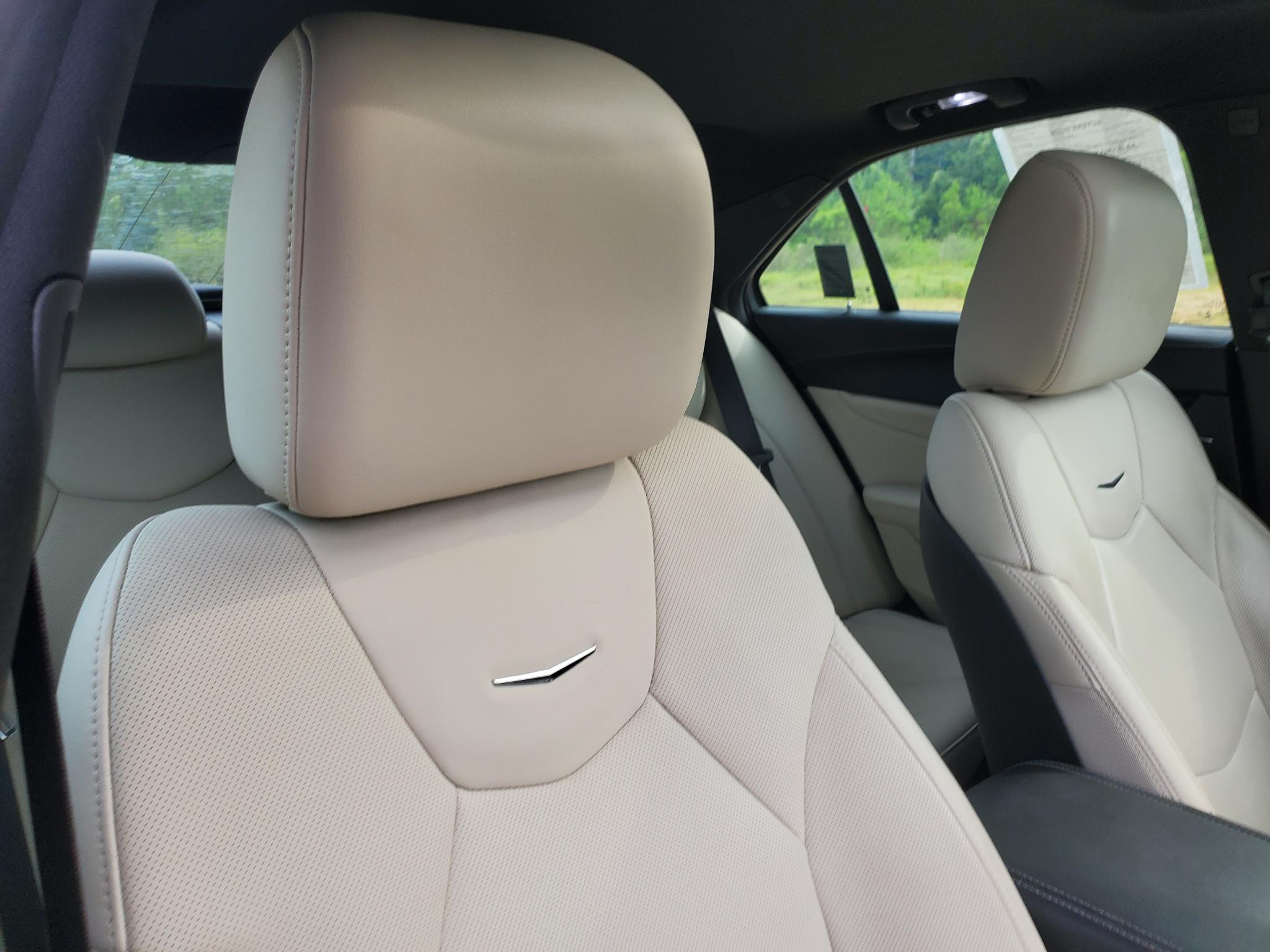 Cadillac CT4 4dr Sdn Premium Luxury 2021
