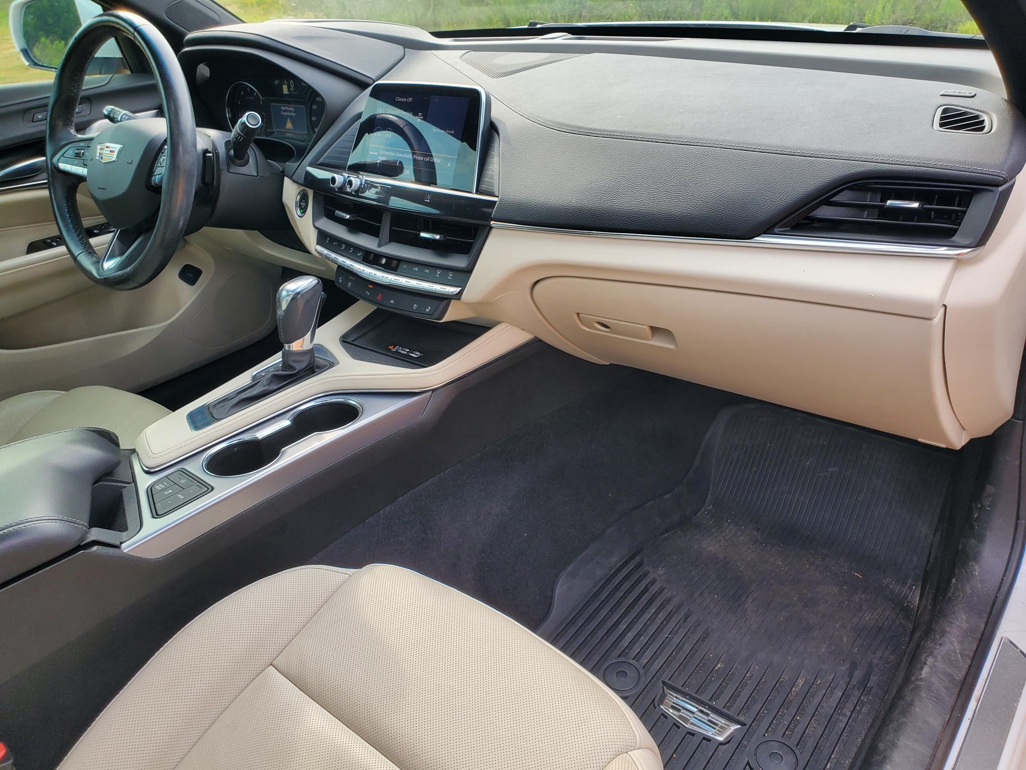 Cadillac CT4 4dr Sdn Premium Luxury 2021