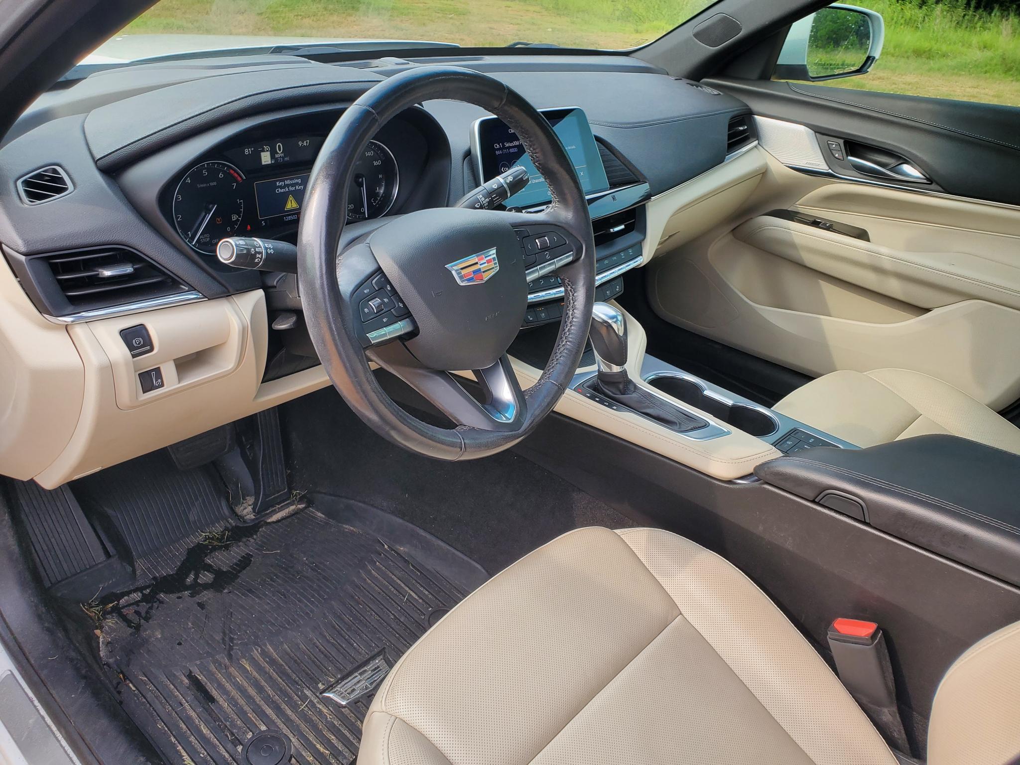 Cadillac CT4 4dr Sdn Premium Luxury 2021