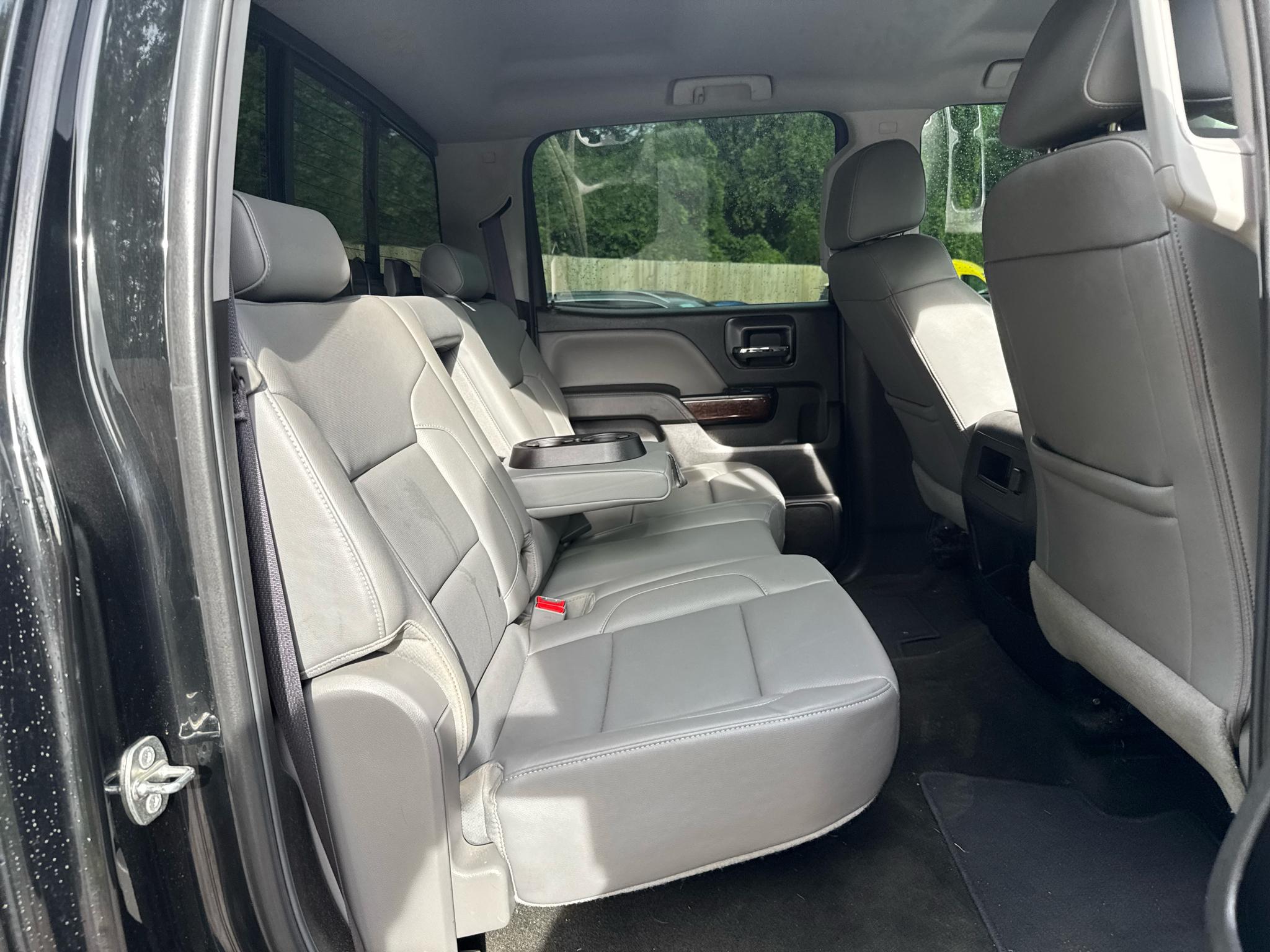 GMC Sierra 1500 4WD Crew Cab 143.5" SLT 2017