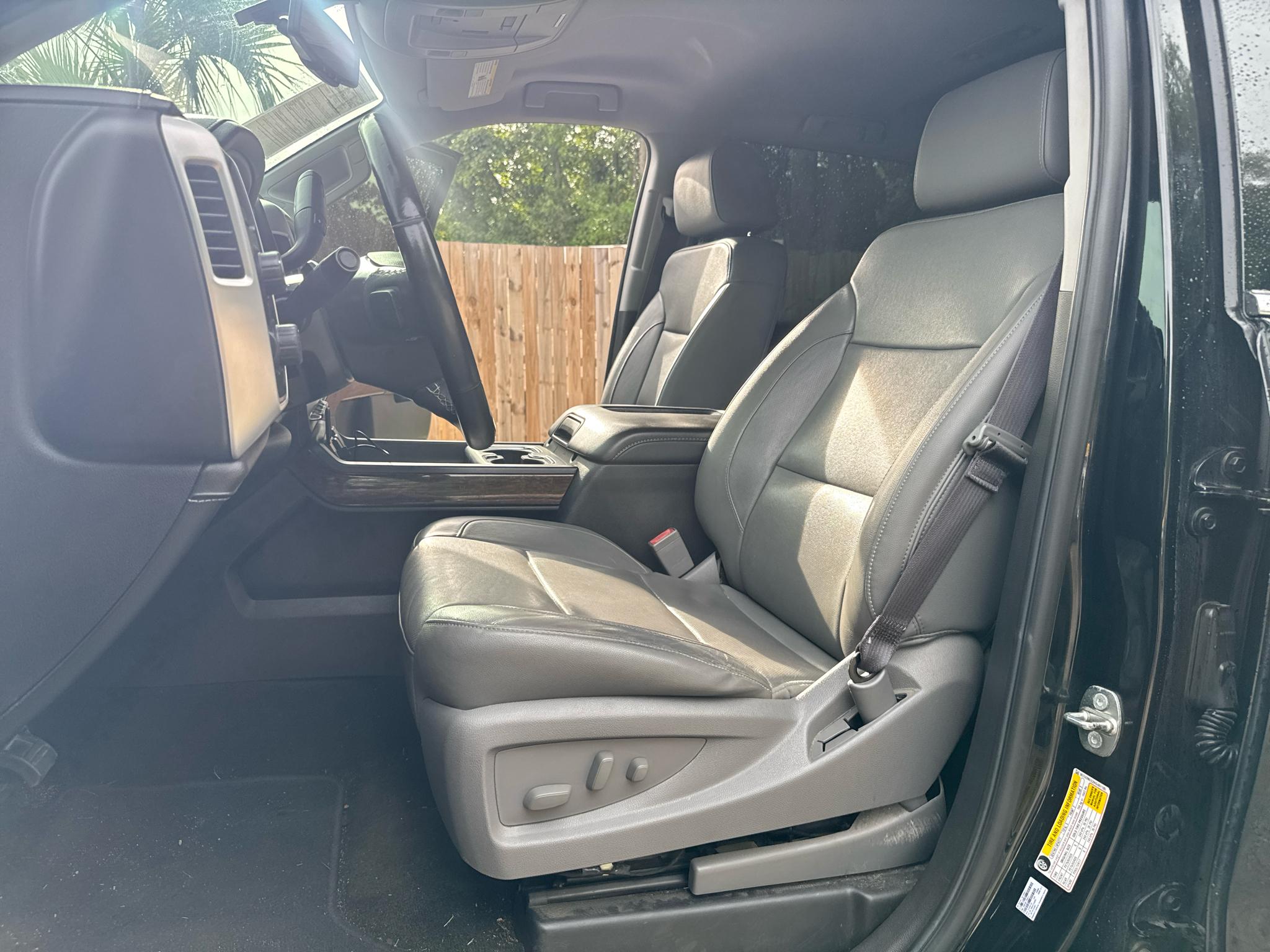 GMC Sierra 1500 4WD Crew Cab 143.5" SLT 2017