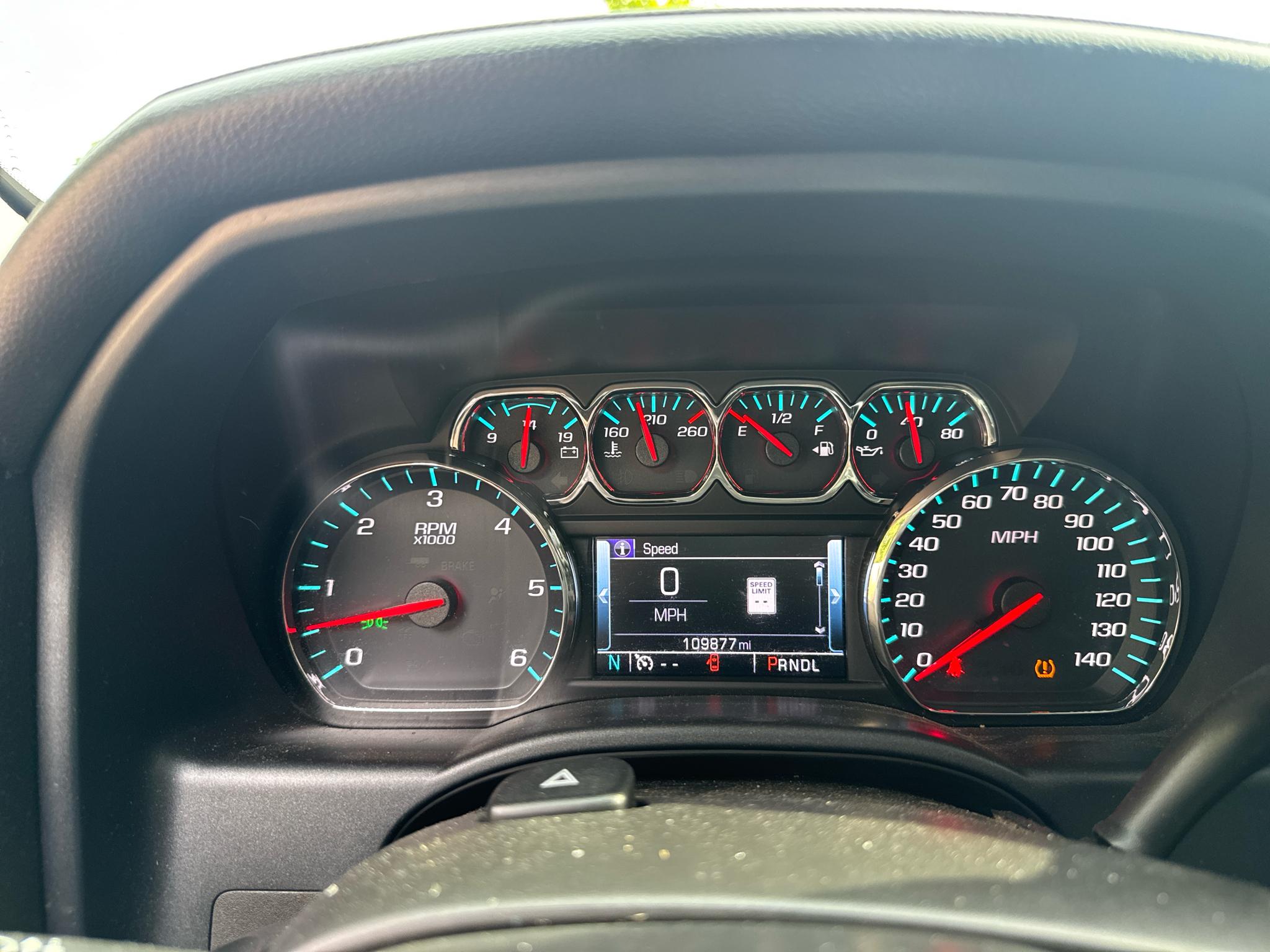 GMC Sierra 1500 4WD Crew Cab 143.5" SLT 2017