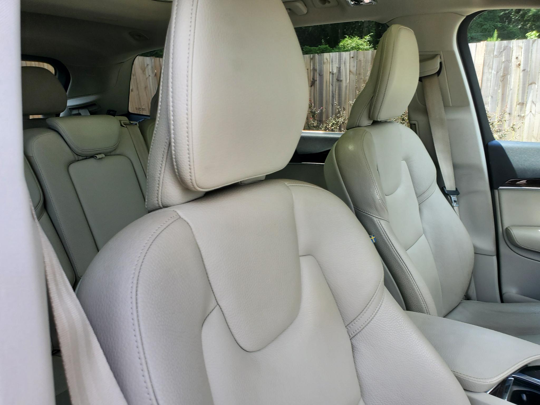 Volvo XC90 T5 AWD Momentum 2019