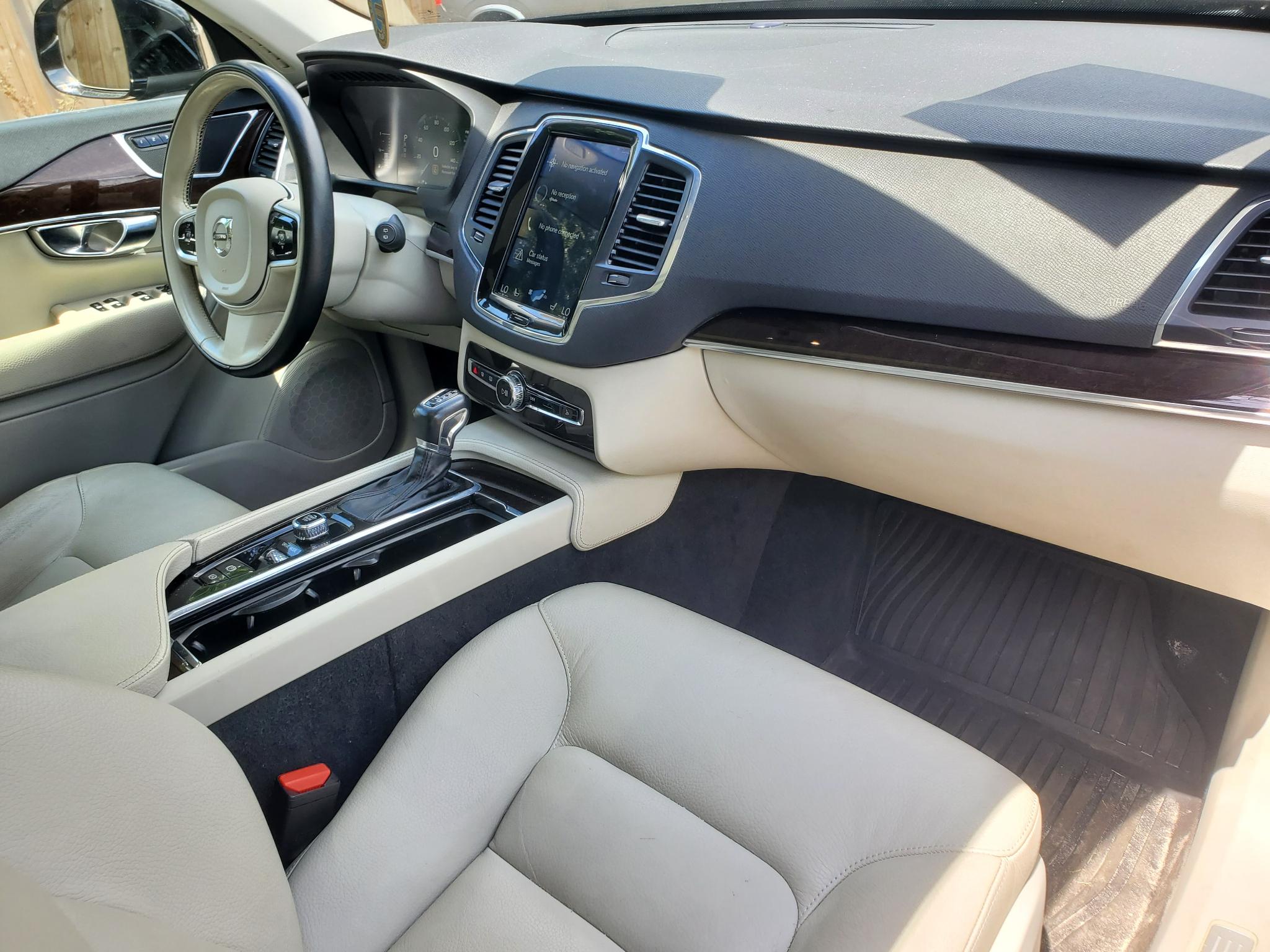 Volvo XC90 T5 AWD Momentum 2019