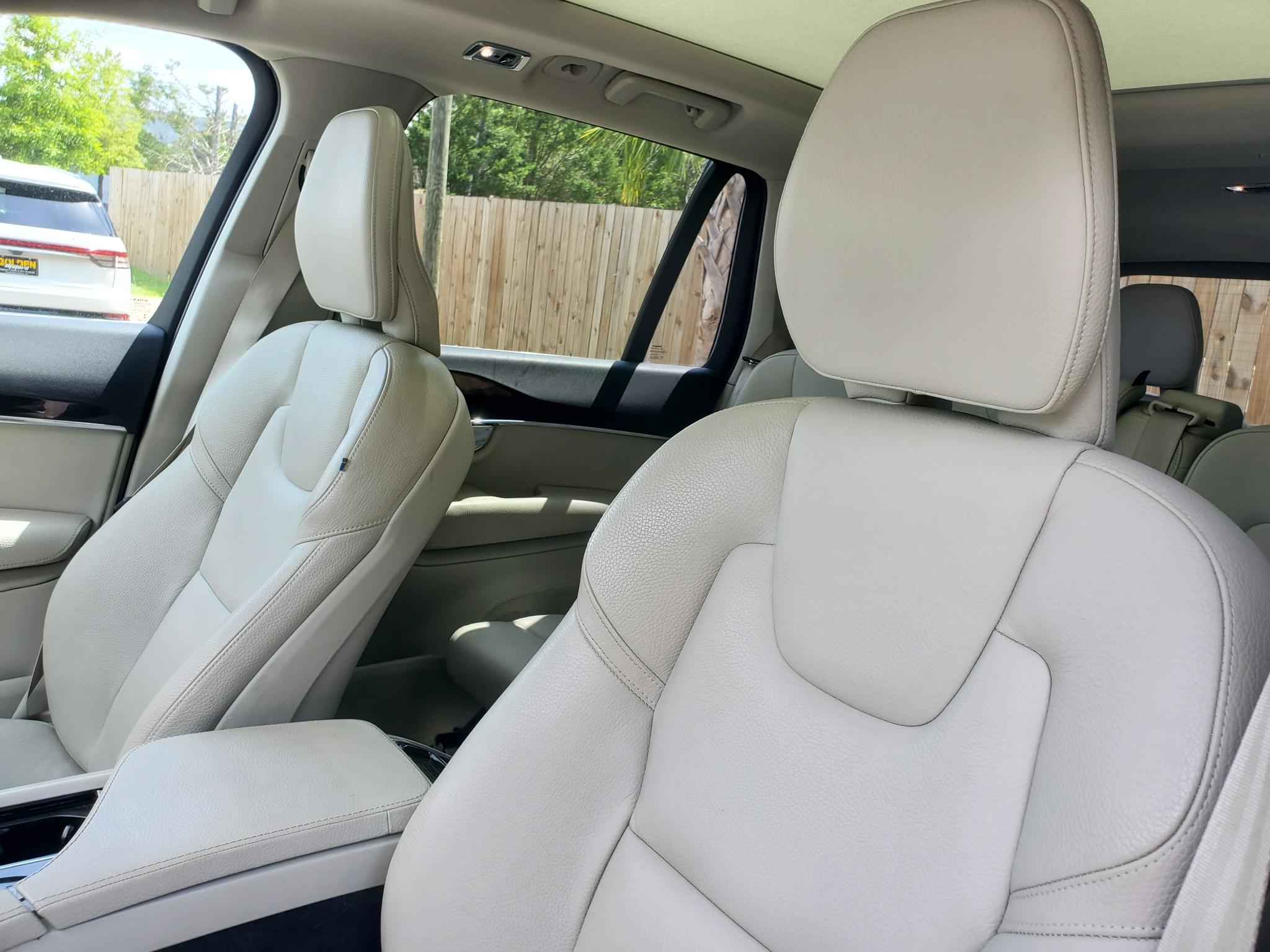 Volvo XC90 T5 AWD Momentum 2019