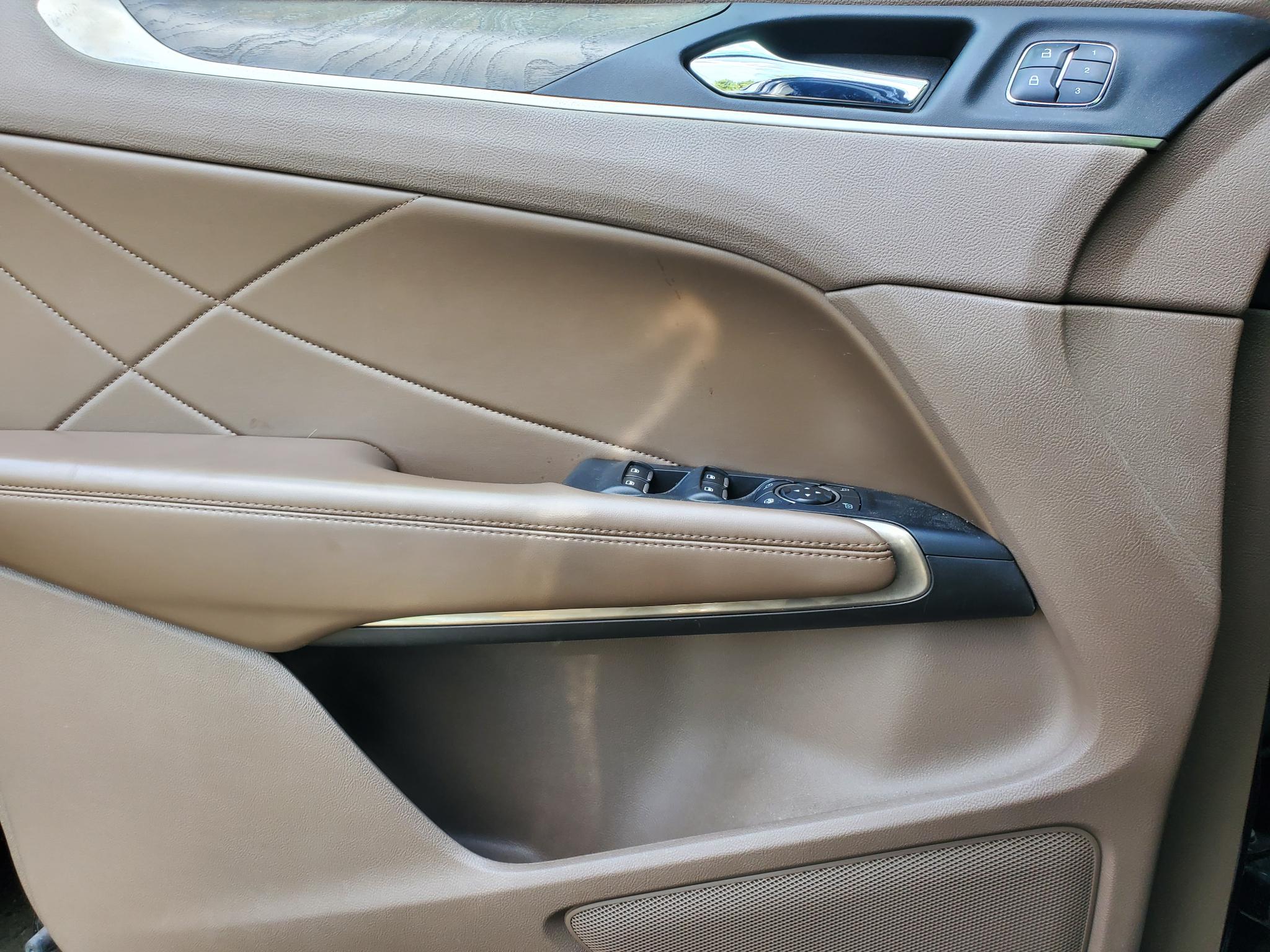 Lincoln MKC  2017