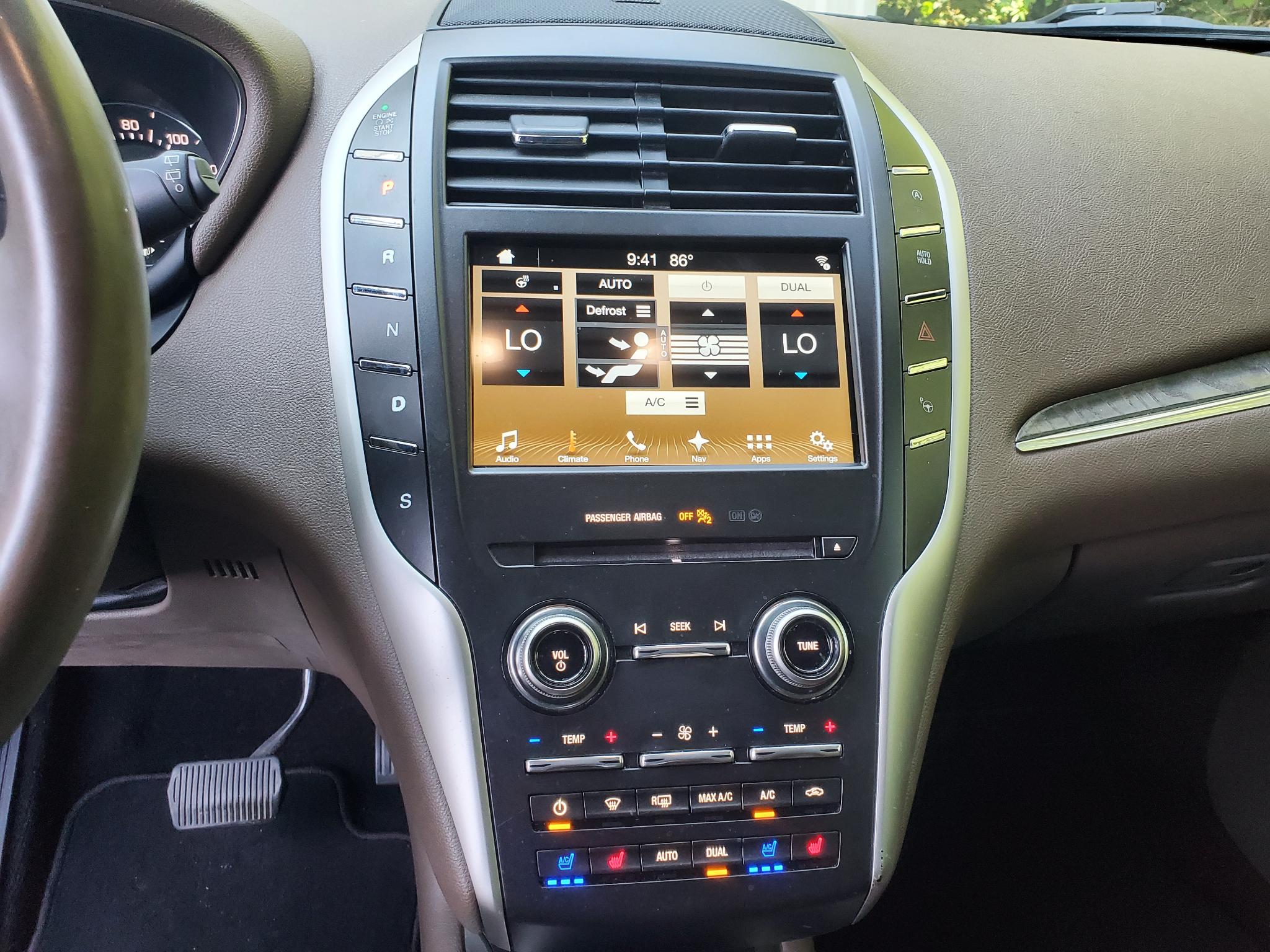 Lincoln MKC  2017