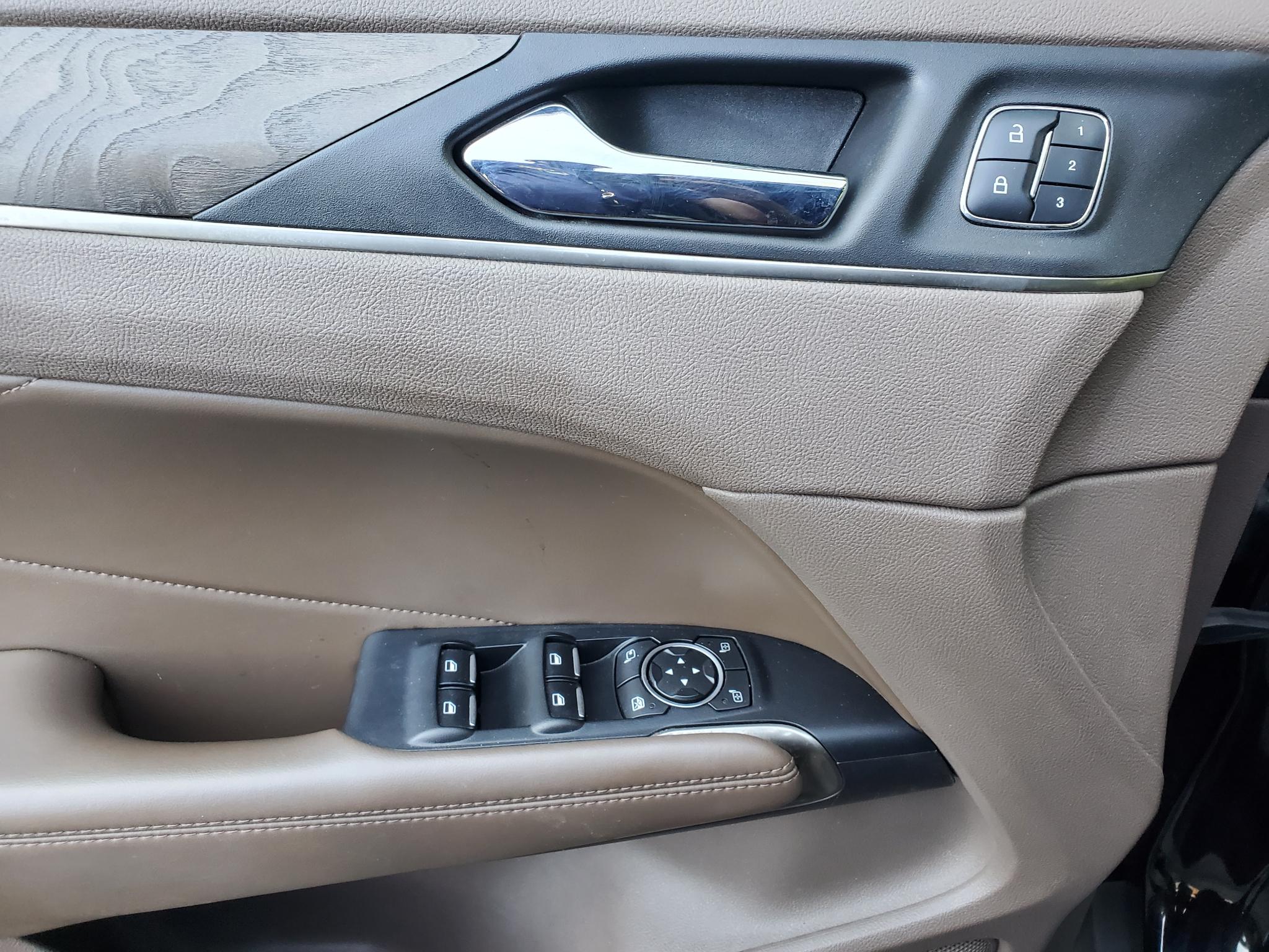 Lincoln MKC  2017