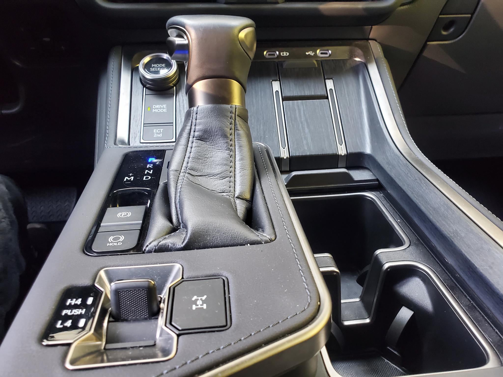 Lexus GX GX 550 Luxury 4WD 2024