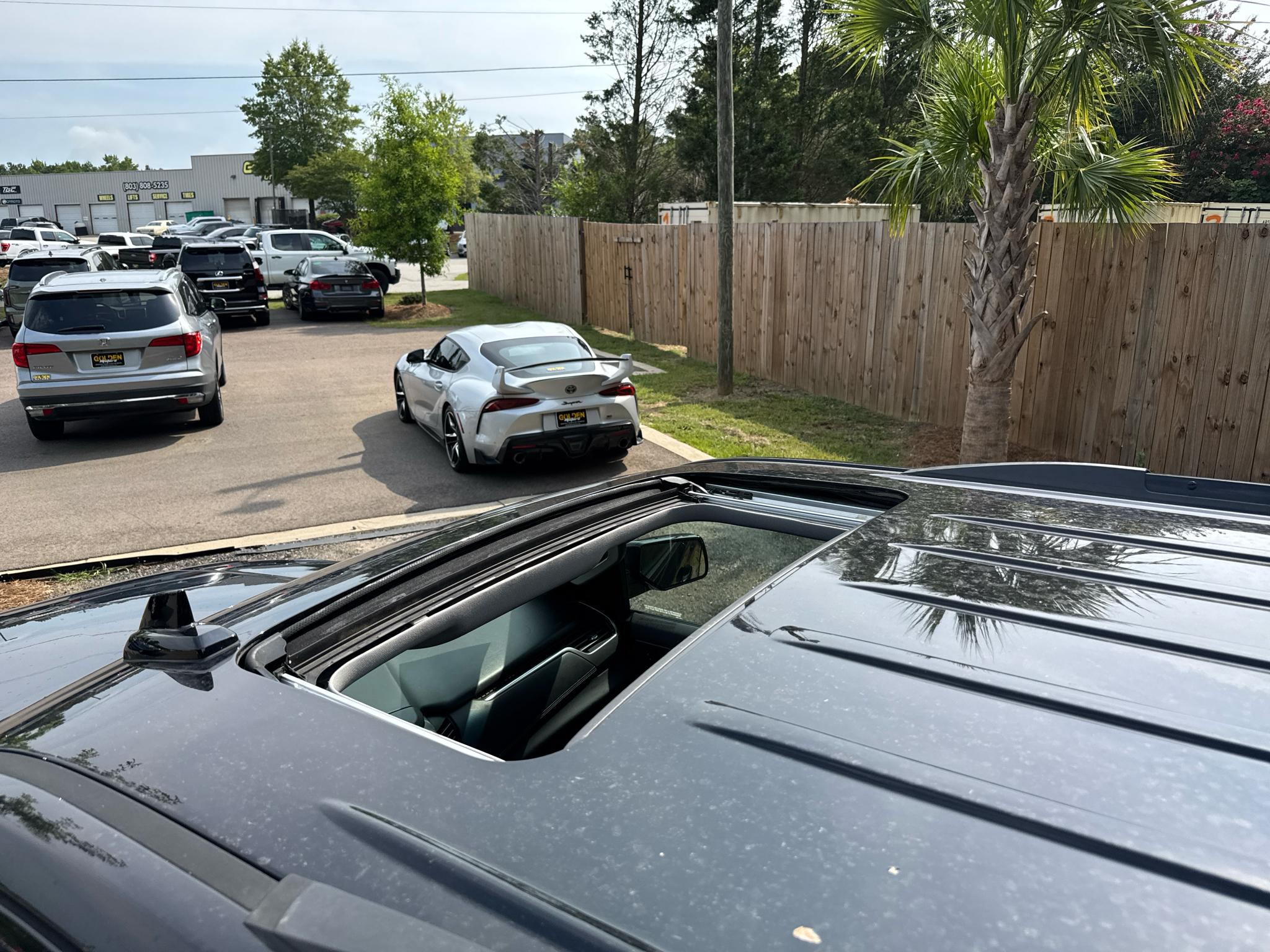 Chevrolet Tahoe 4WD 4dr Premier 2019