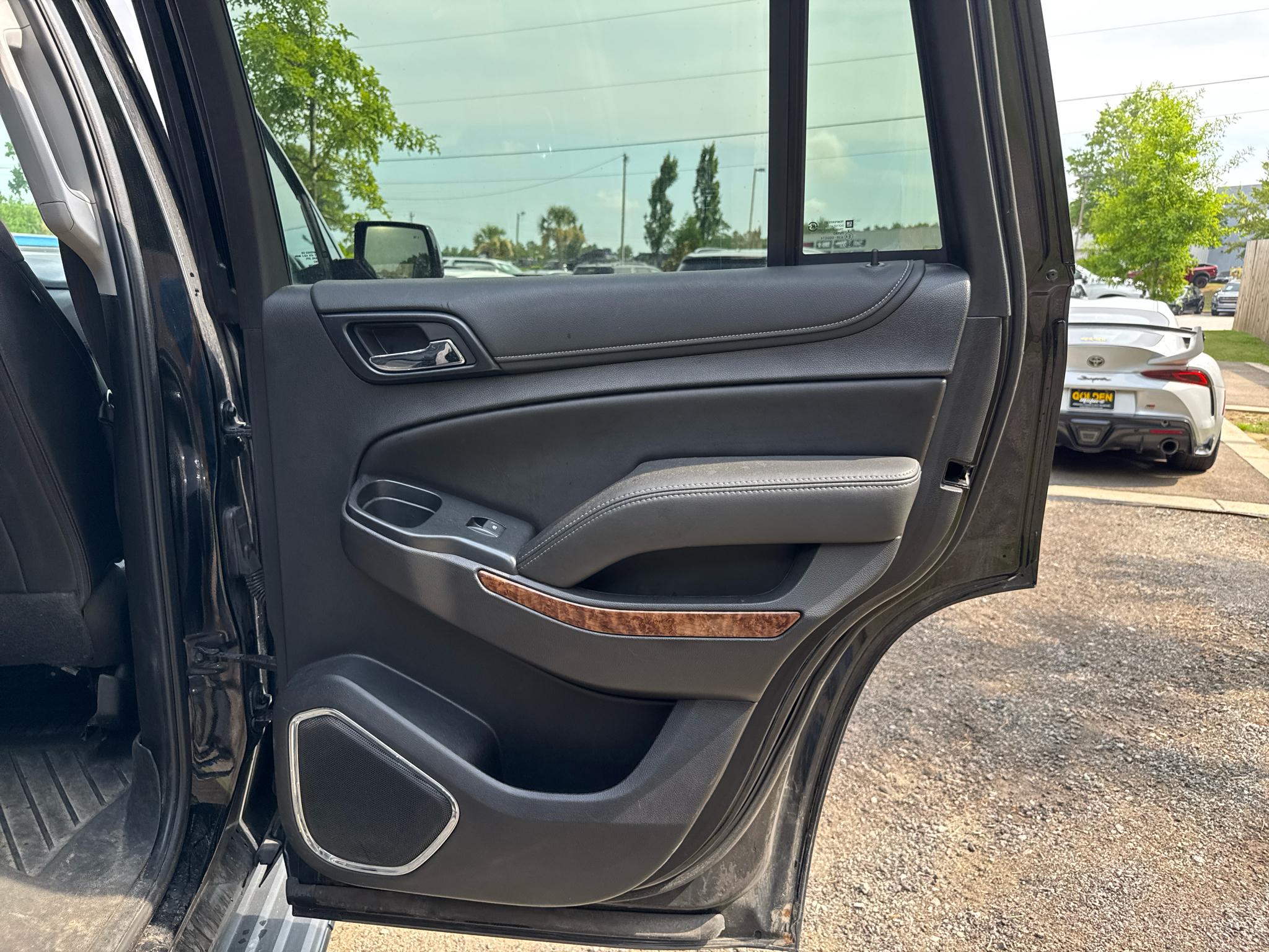 Chevrolet Tahoe 4WD 4dr Premier 2019