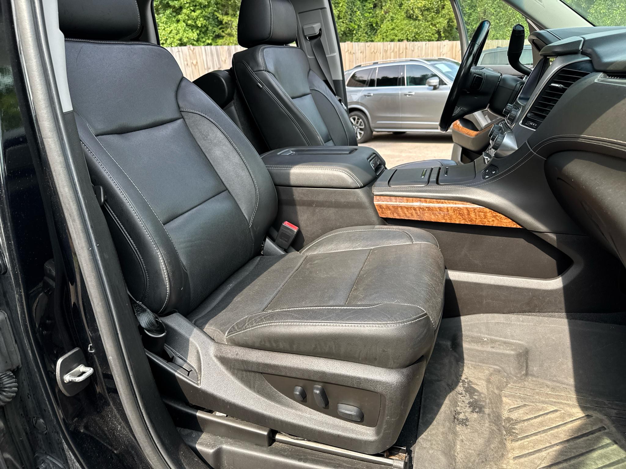 Chevrolet Tahoe 4WD 4dr Premier 2019