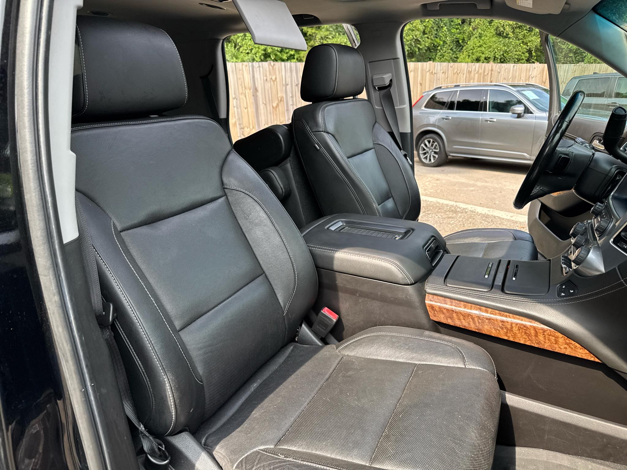 Chevrolet Tahoe 4WD 4dr Premier 2019