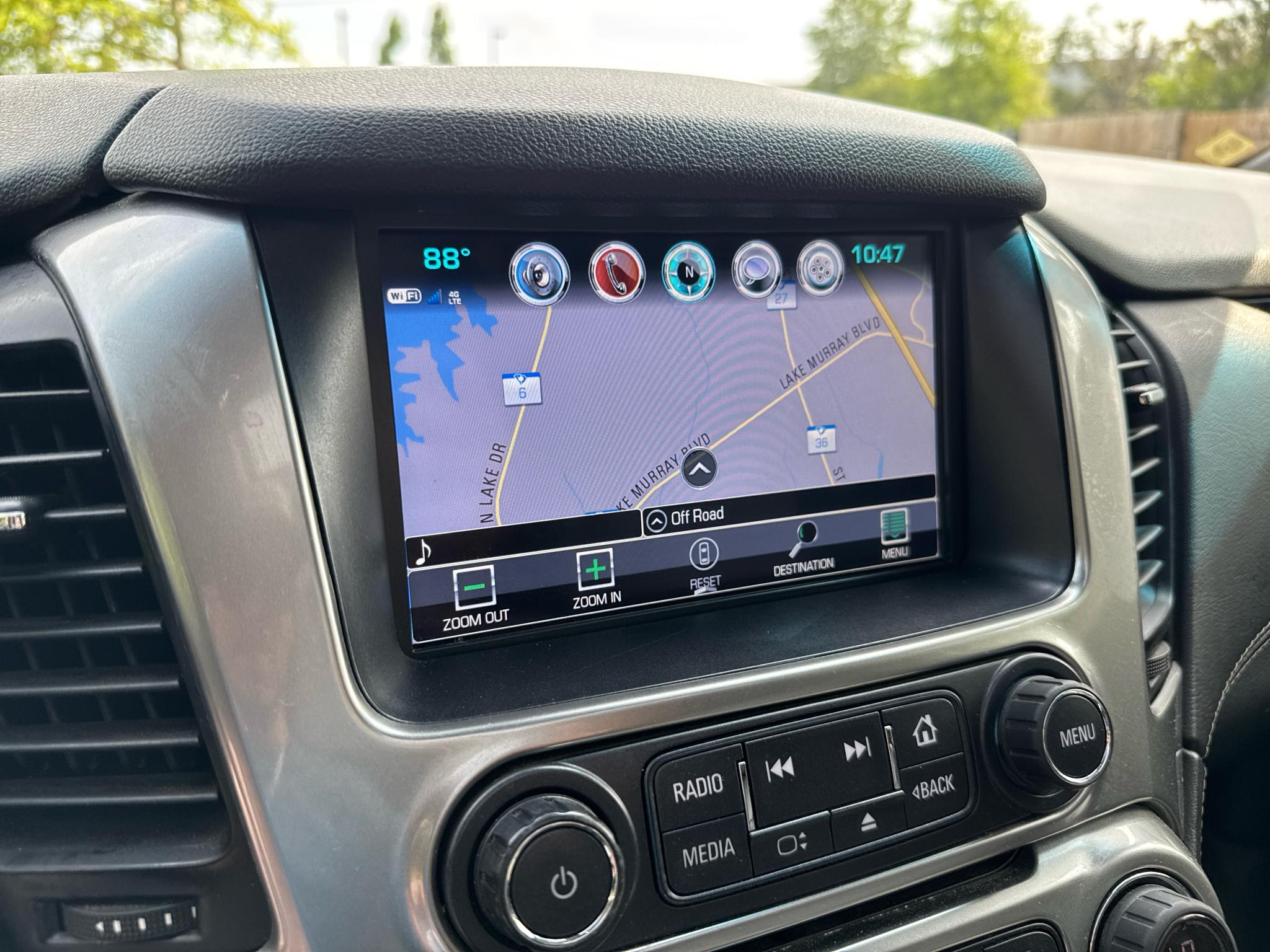 Chevrolet Tahoe 4WD 4dr Premier 2019