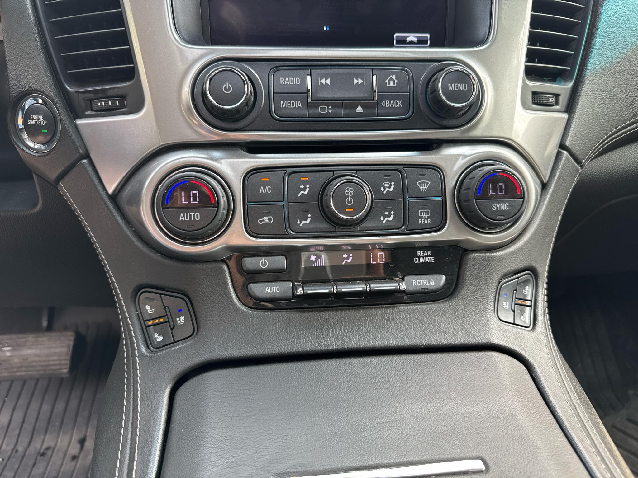 Chevrolet Tahoe 4WD 4dr Premier 2019