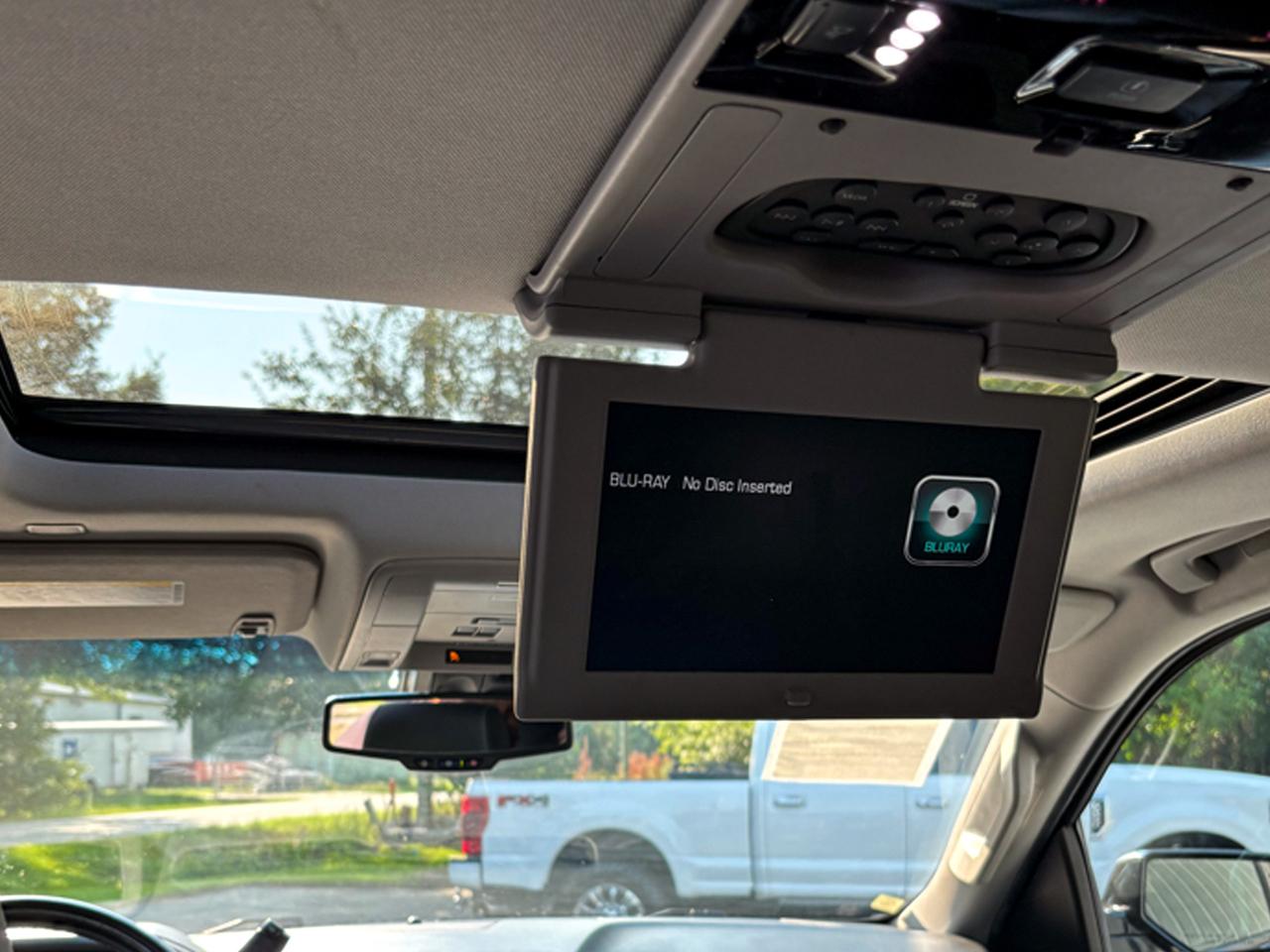 Chevrolet Tahoe 4WD 4dr Premier 2019