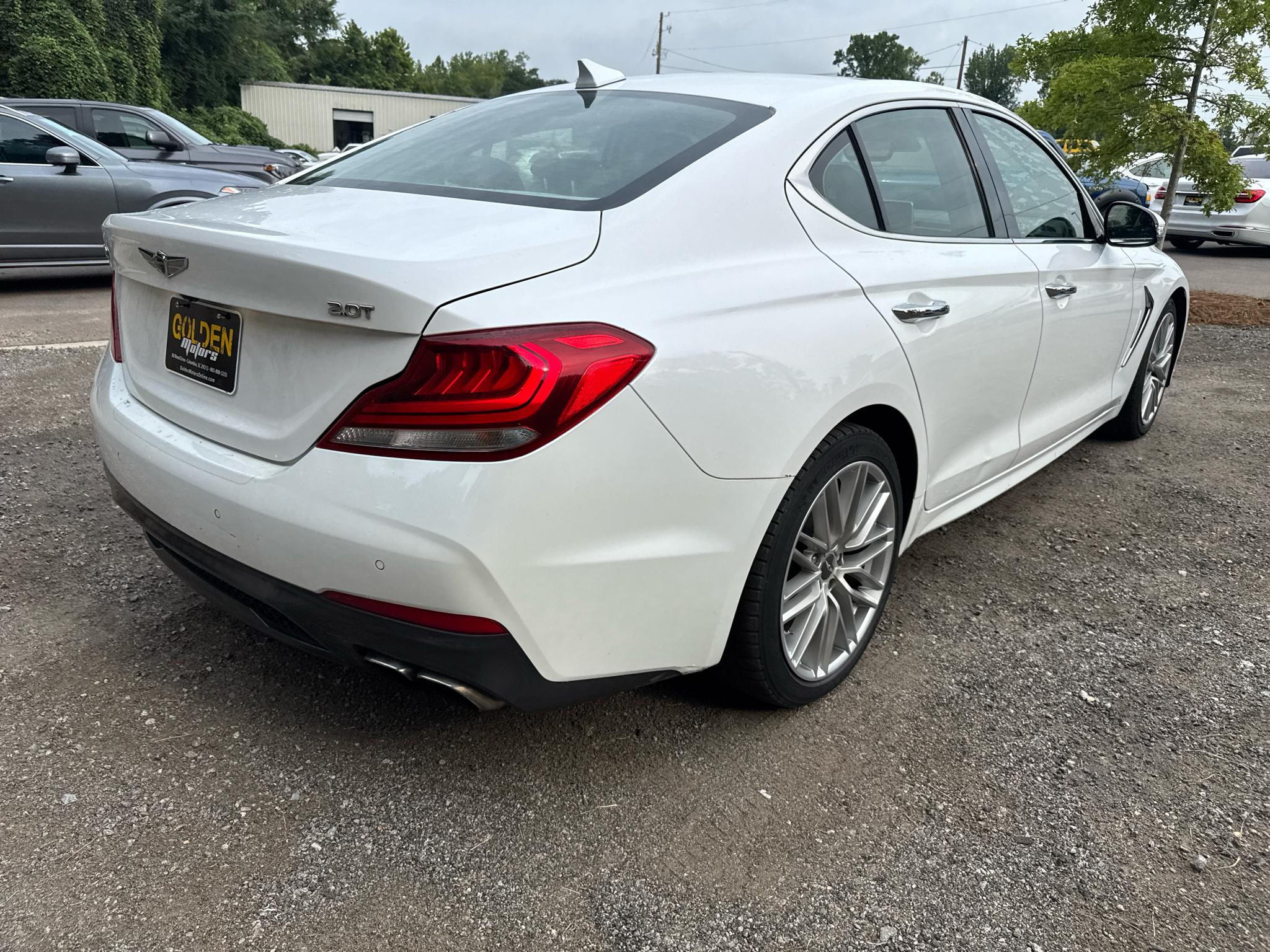 Genesis G70  2021