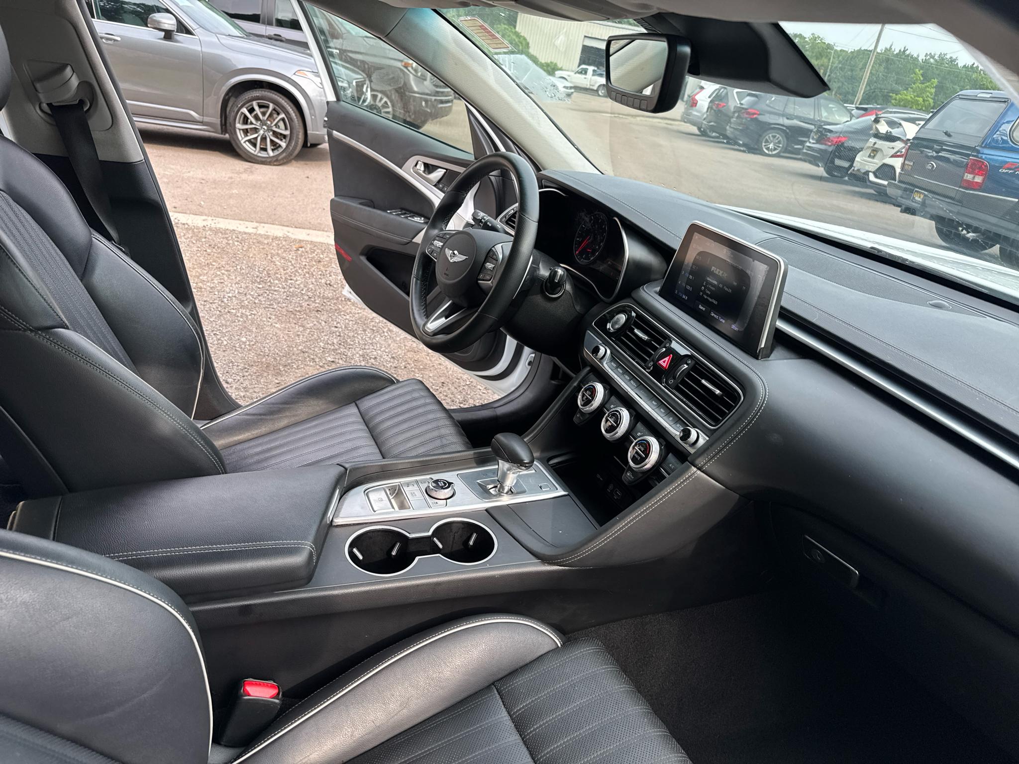 Genesis G70  2021