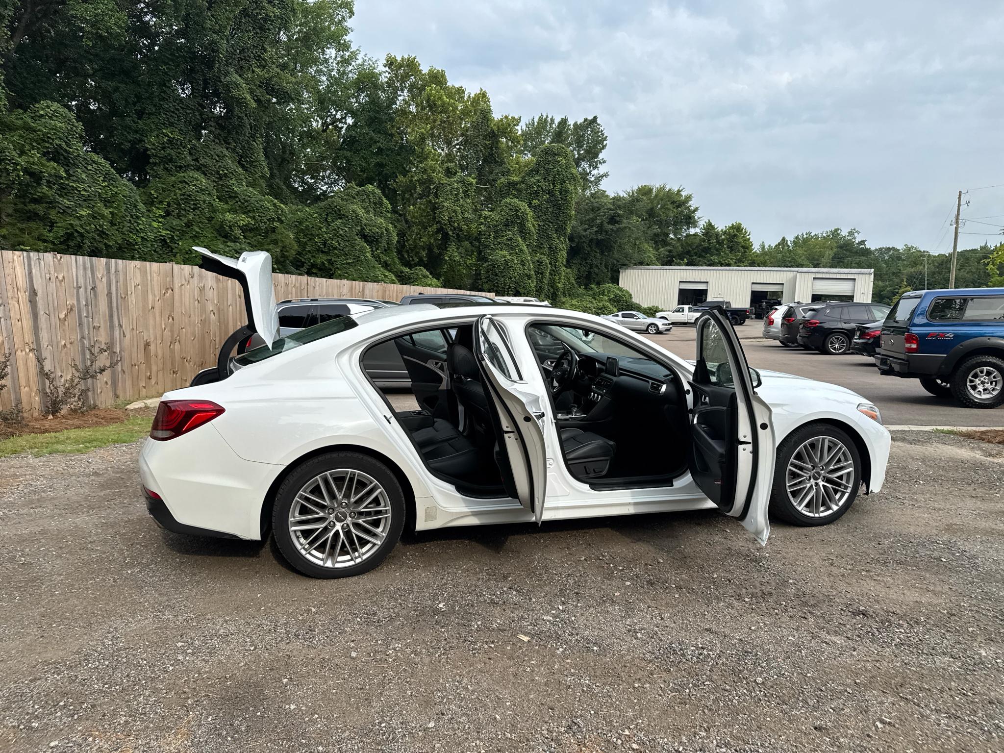 Genesis G70  2021
