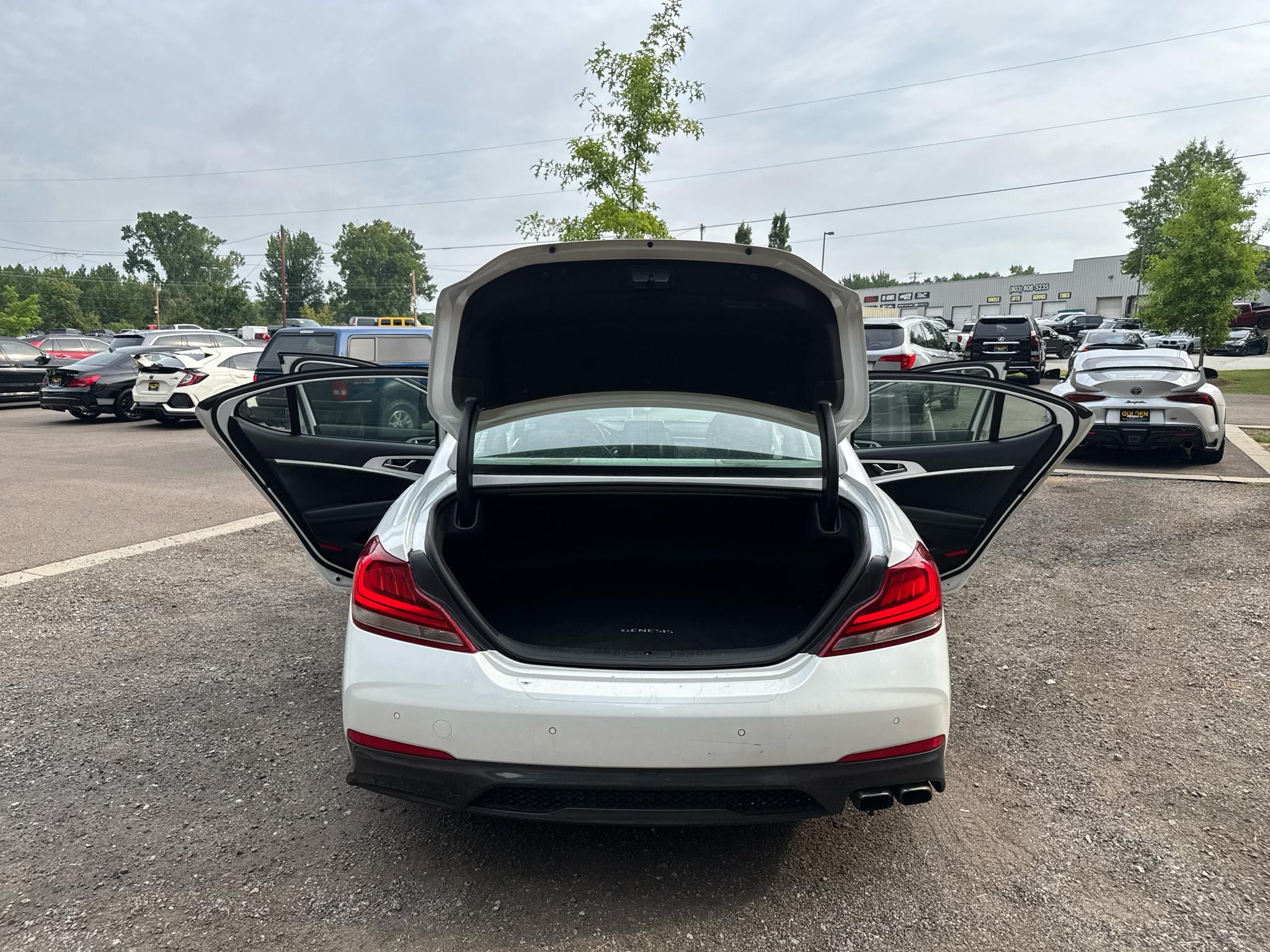Genesis G70  2021
