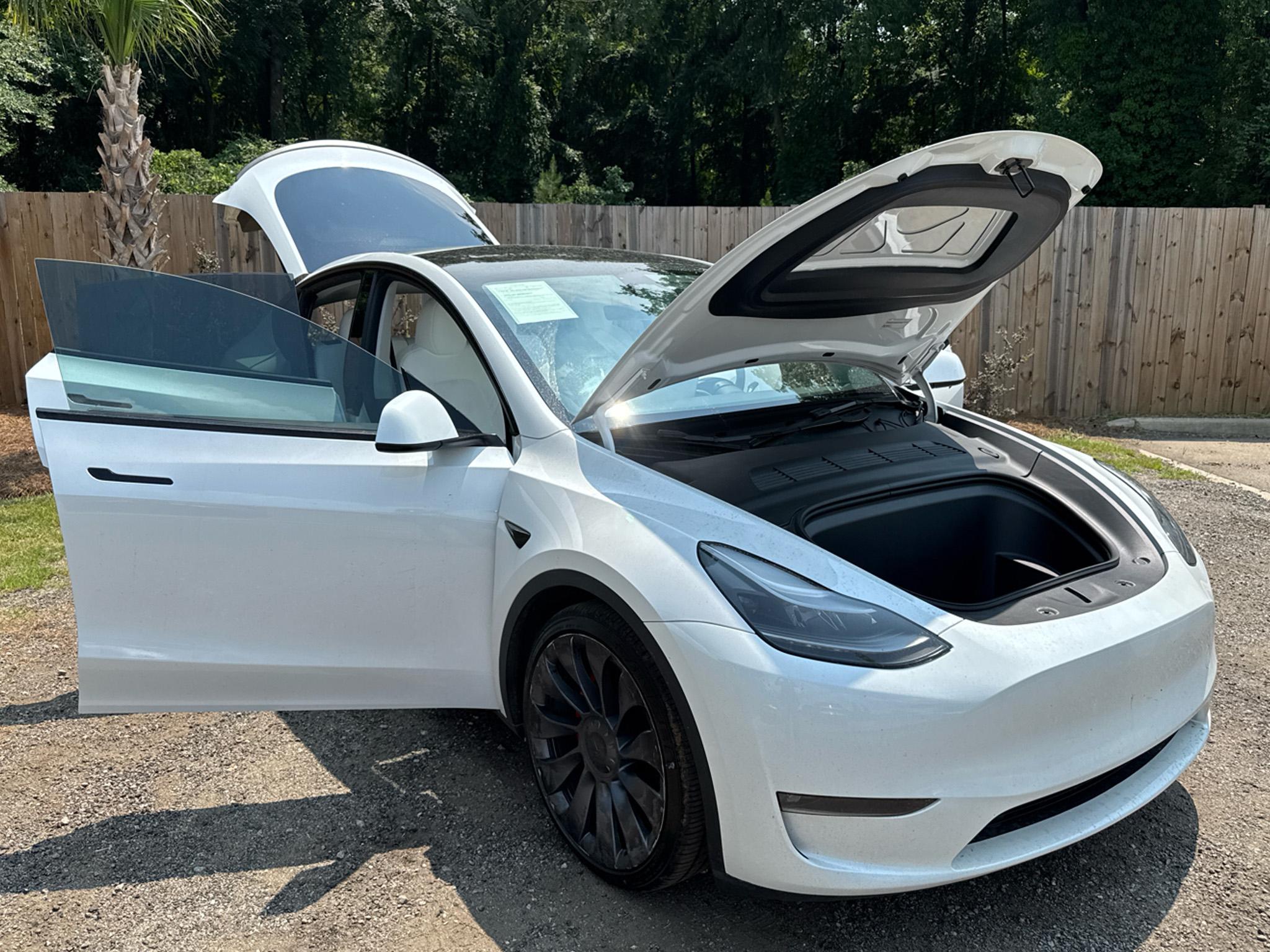 Tesla Model Y Performance AWD 2023