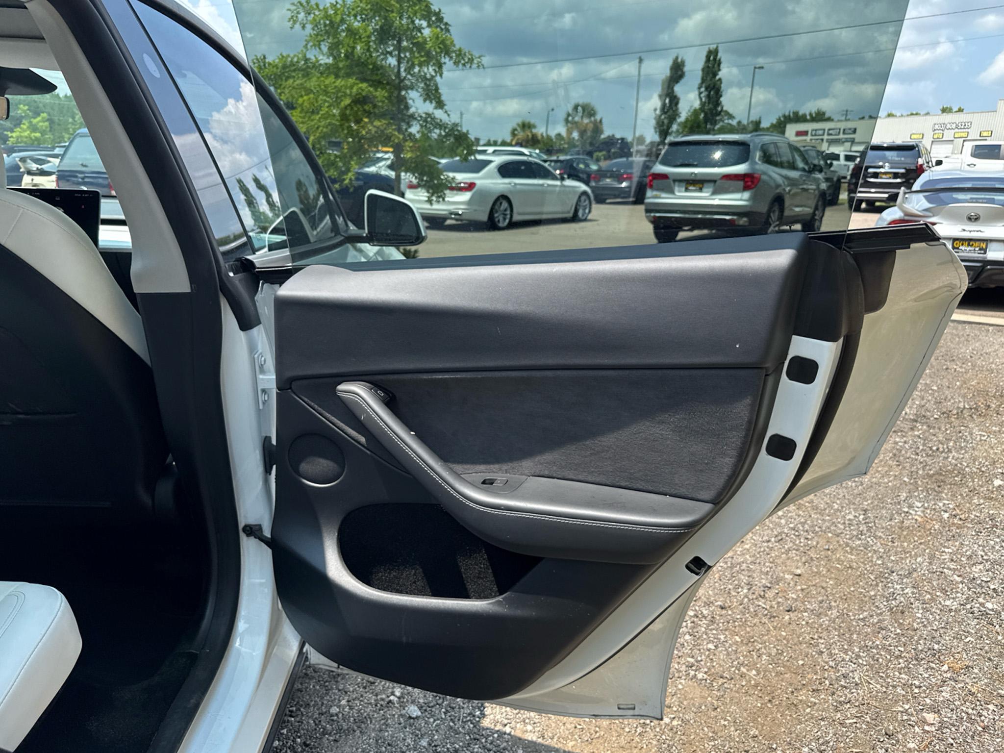 Tesla Model Y Performance AWD 2023