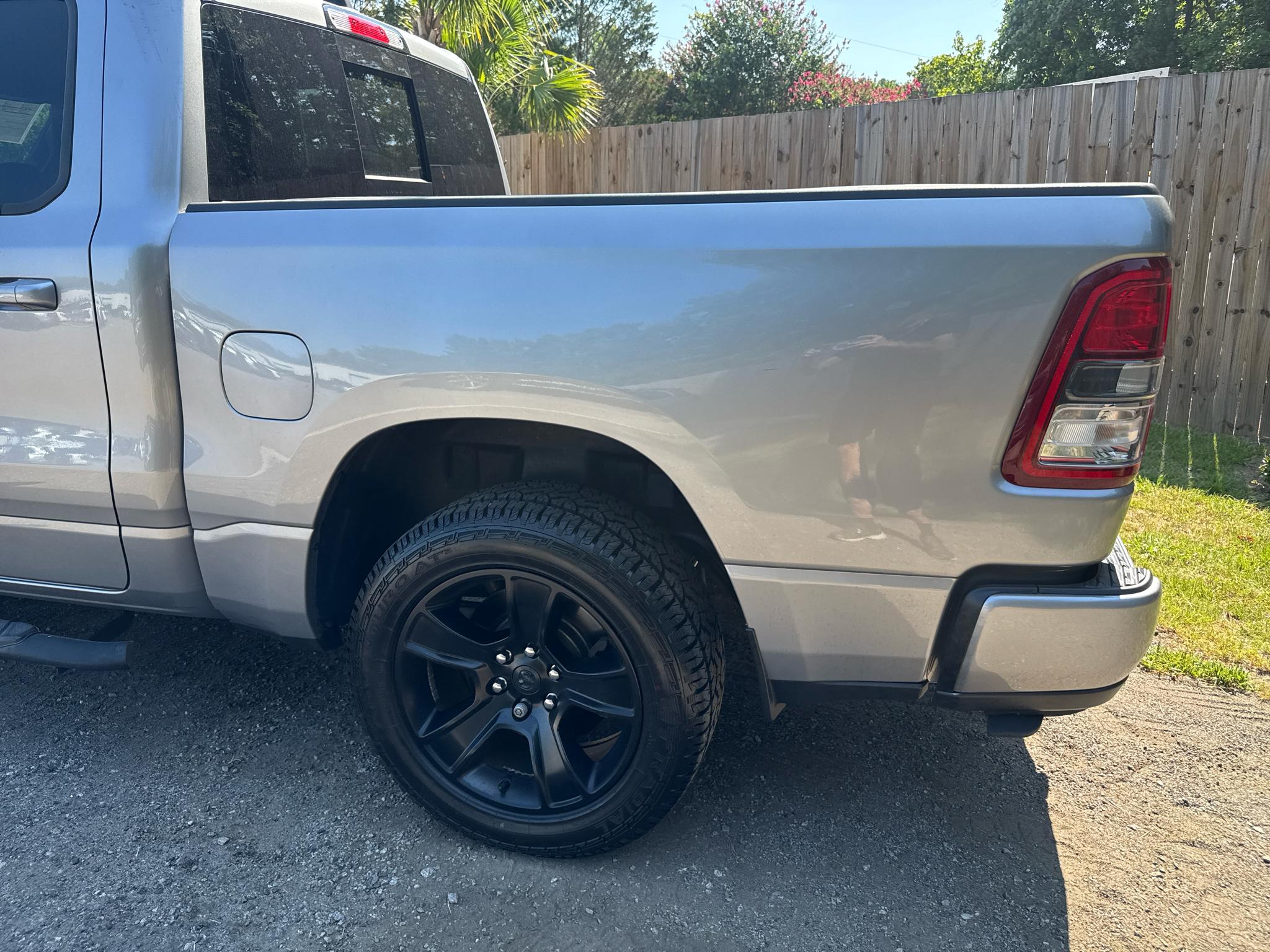 RAM 1500 Big Horn Crew Cab 4WD 2020