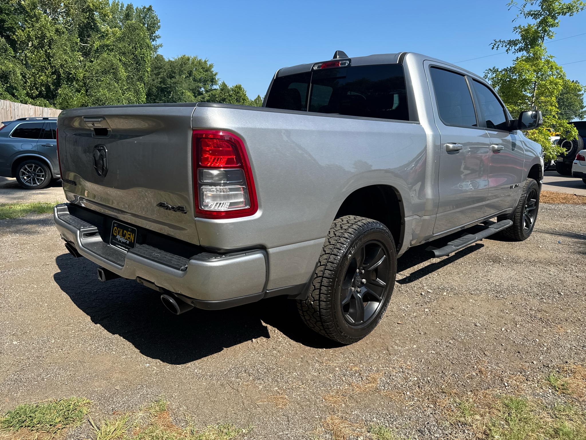 RAM 1500 Big Horn Crew Cab 4WD 2020