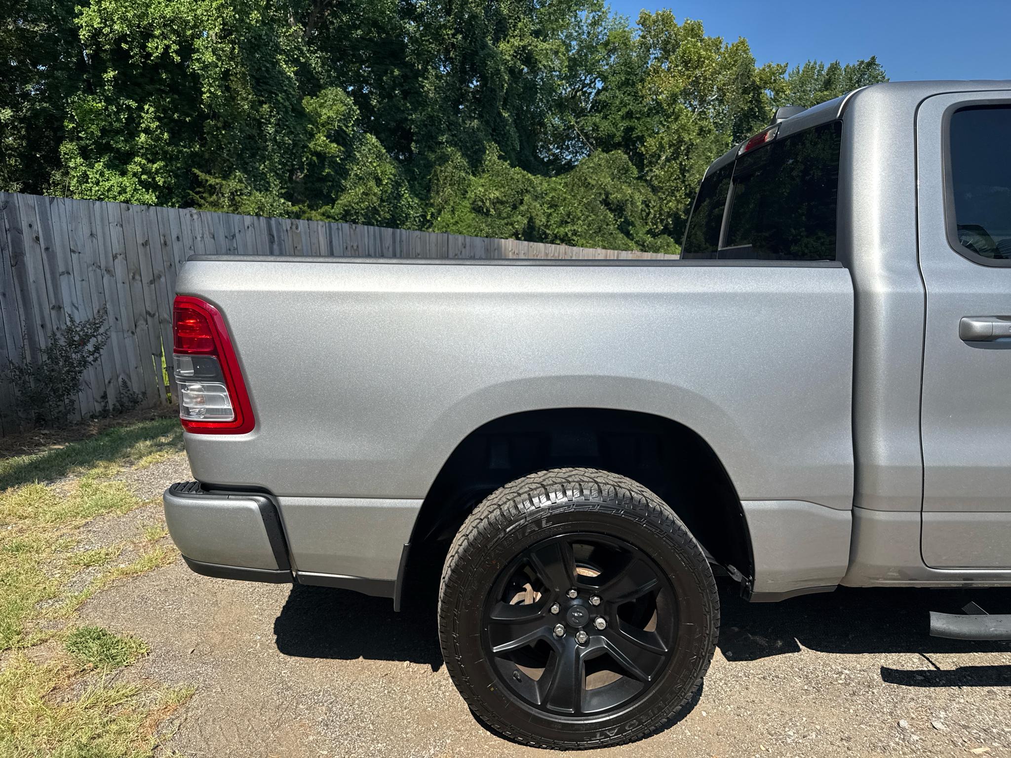 RAM 1500 Big Horn Crew Cab 4WD 2020