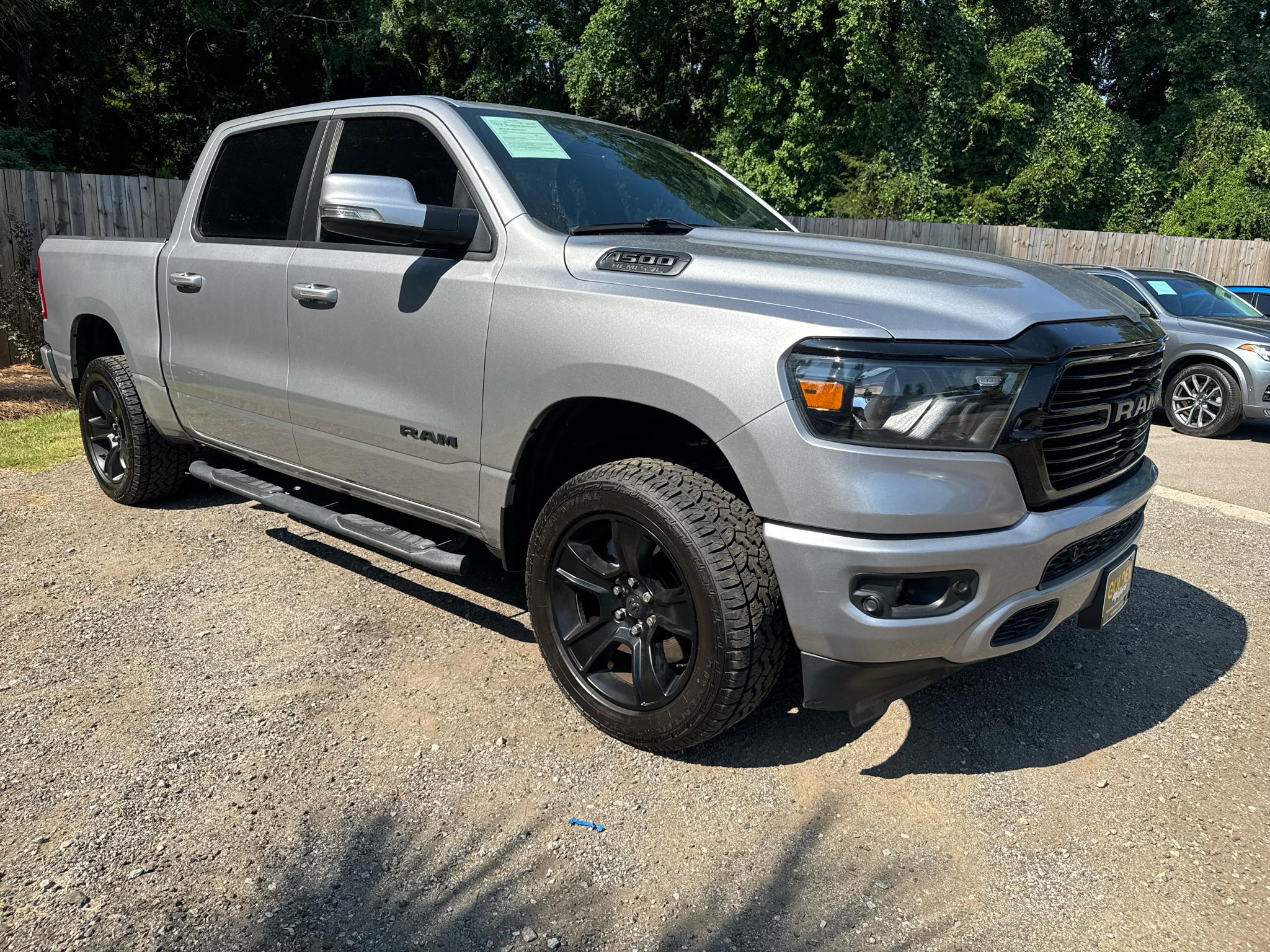RAM 1500 Big Horn Crew Cab 4WD 2020